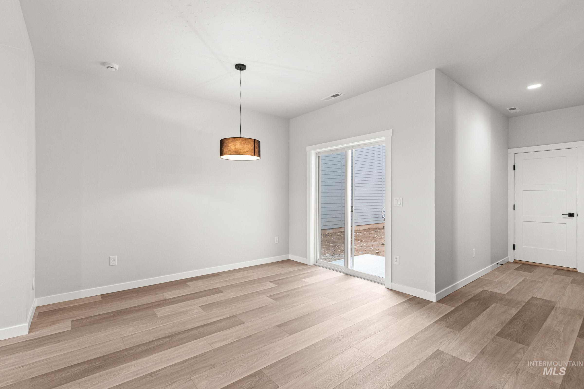 6763 S Harvest Cove Ave, Boise, Idaho 83709, 3 Bedrooms, 2.5 Bathrooms, Residential For Sale, Price $479,990, 98976267