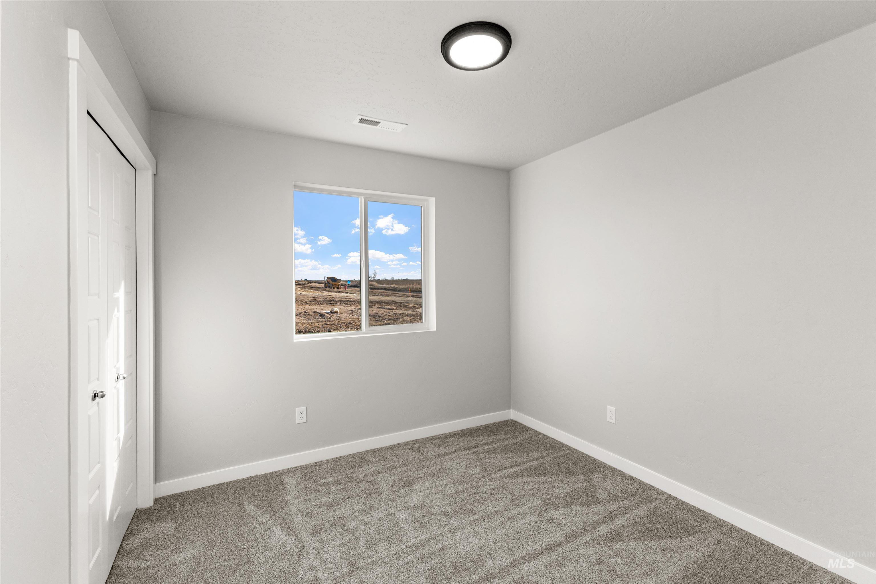 5413 S Desert Cactus Ave, Meridian, Idaho 83642, 3 Bedrooms, 2 Bathrooms, Residential For Sale, Price $404,990, 98976271