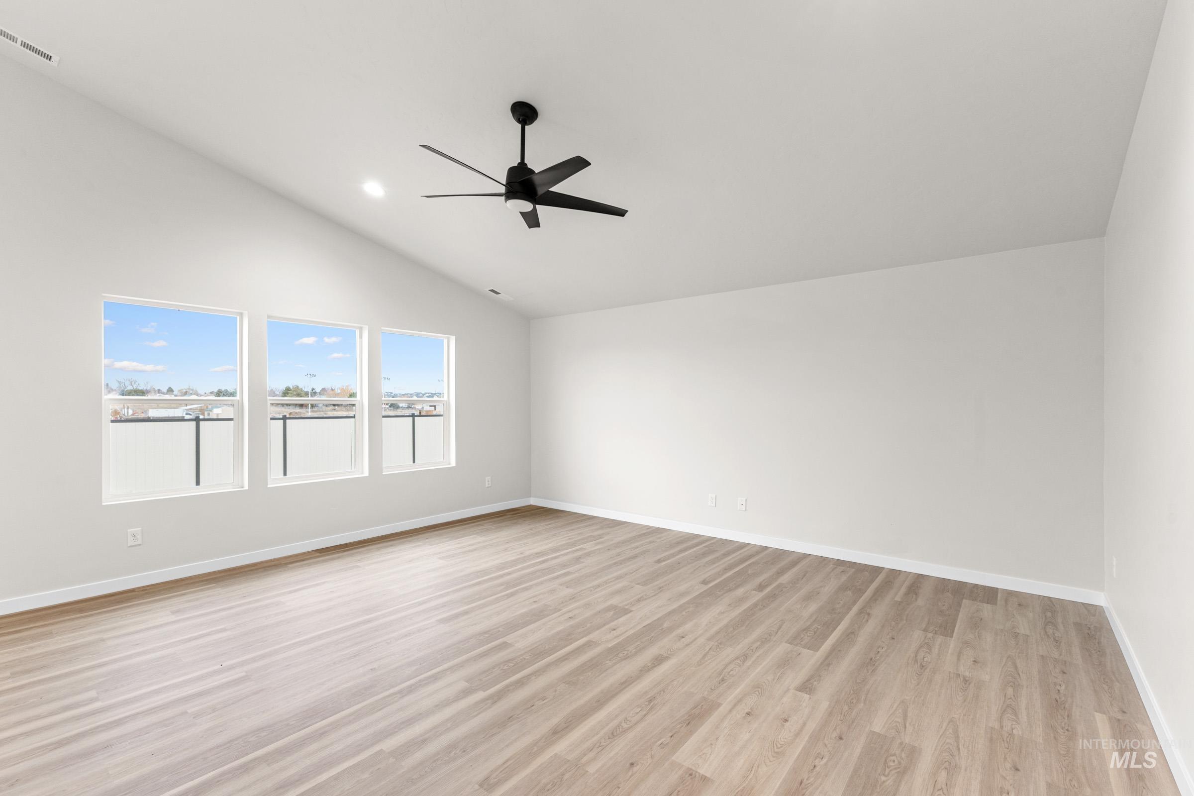 1884 W Unforgettable St, Meridian, Idaho 83642, 4 Bedrooms, 2 Bathrooms, Residential For Sale, Price $459,990, 98976275