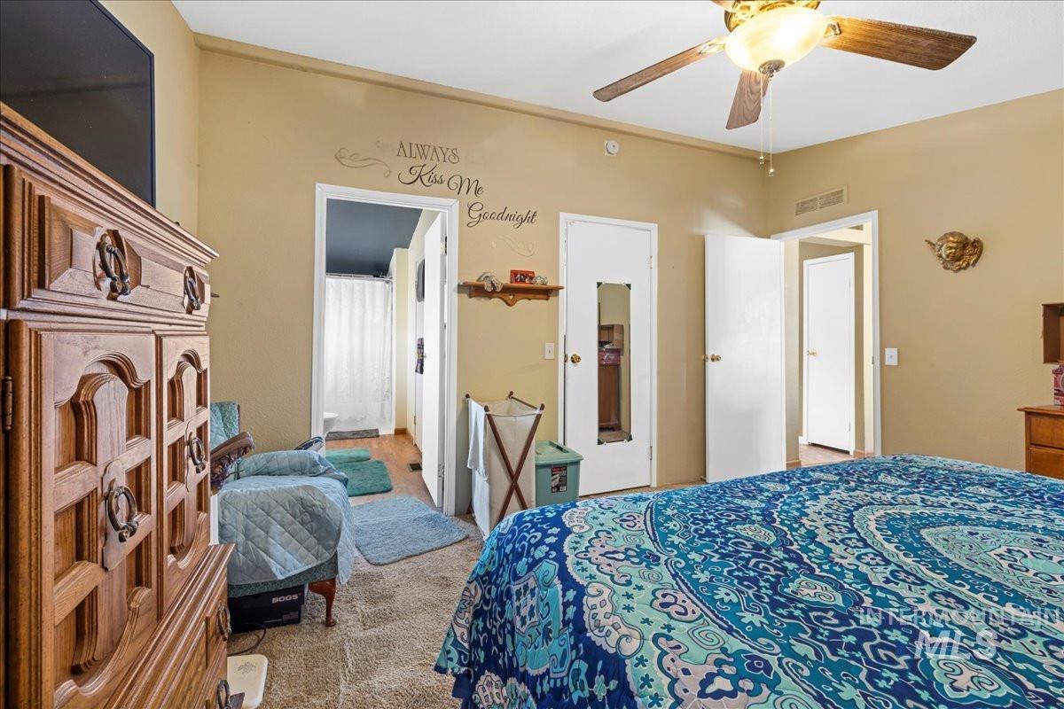 12571 Lake Shore Dr, Nampa, Idaho 83686, 3 Bedrooms, 2.5 Bathrooms, Residential For Sale, Price $675,000, 98976279