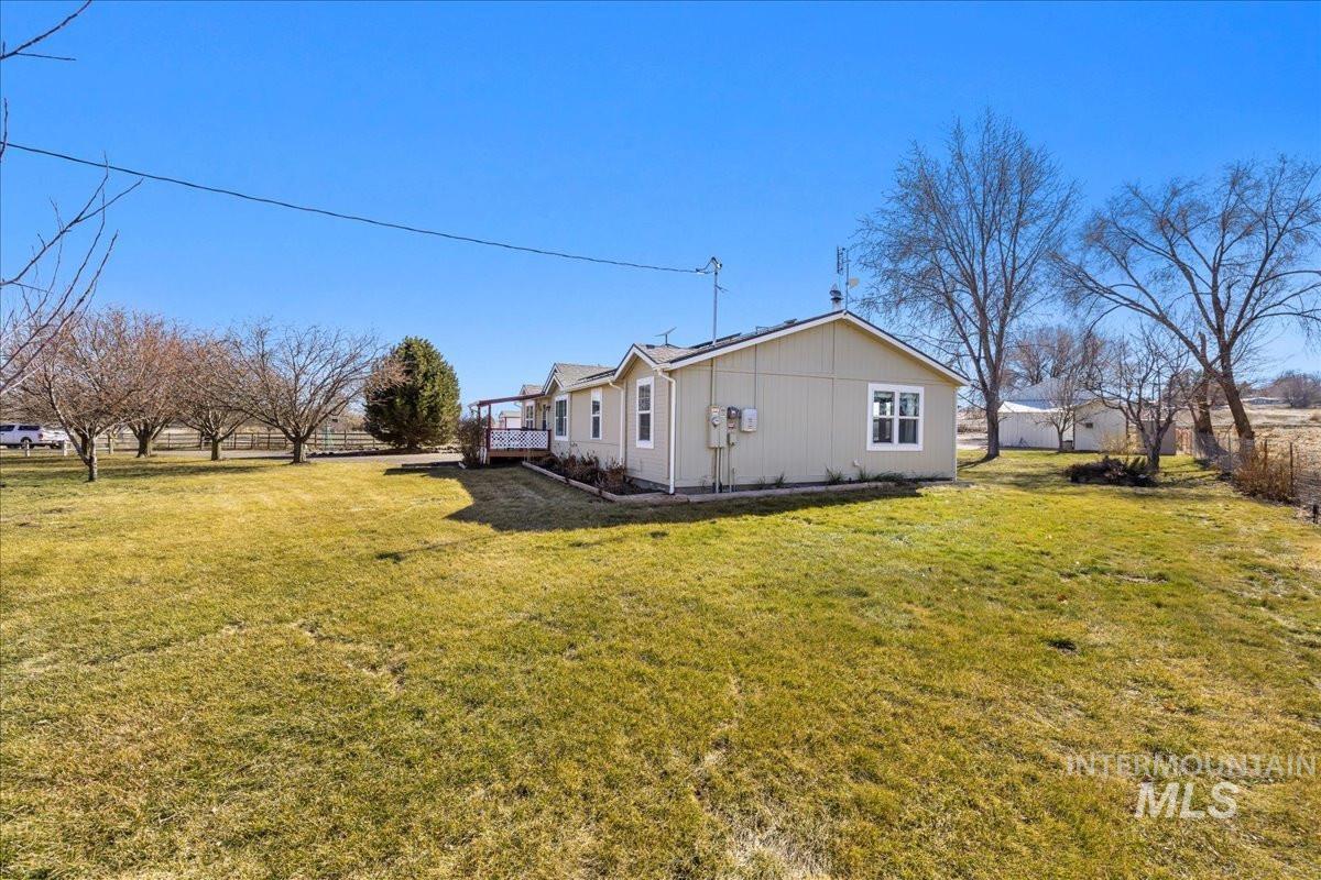 12571 Lake Shore Dr, Nampa, Idaho 83686, 3 Bedrooms, 2.5 Bathrooms, Residential For Sale, Price $675,000, 98976279