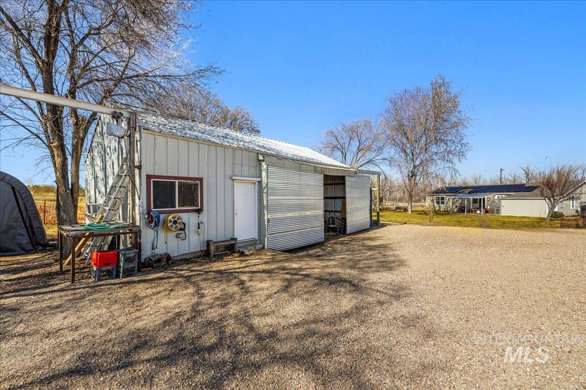 12571 Lake Shore Dr, Nampa, Idaho 83686, 3 Bedrooms, 2.5 Bathrooms, Residential For Sale, Price $675,000, 98976279