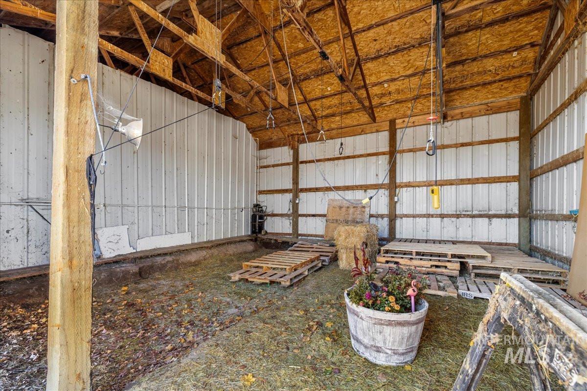 12571 Lake Shore Dr, Nampa, Idaho 83686, 3 Bedrooms, 2.5 Bathrooms, Residential For Sale, Price $675,000, 98976279