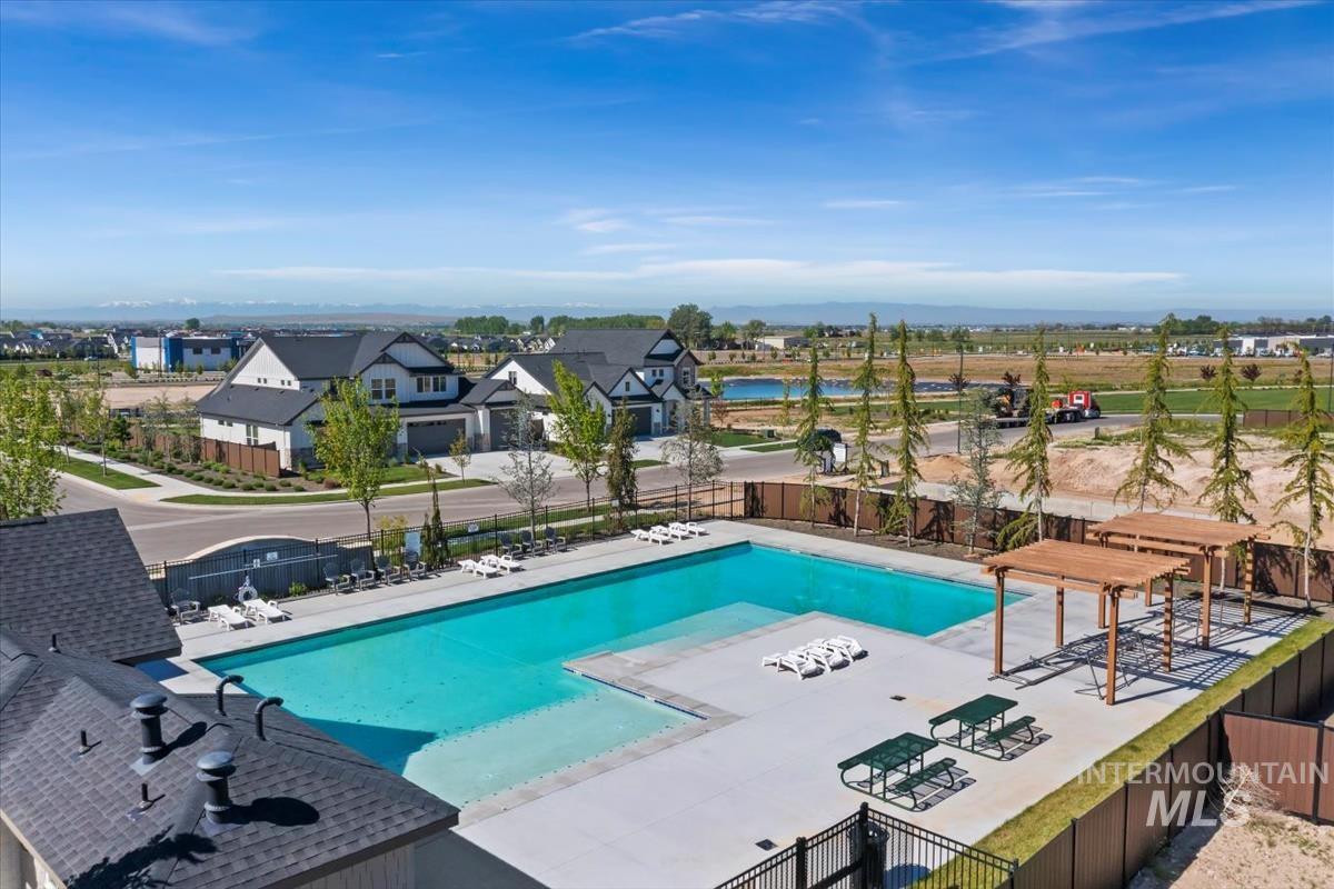 2122 E Deep Purple Ln, Meridian, Idaho 83642, 2 Bedrooms, 2.5 Bathrooms, Residential For Sale, Price $417,900, 98976280