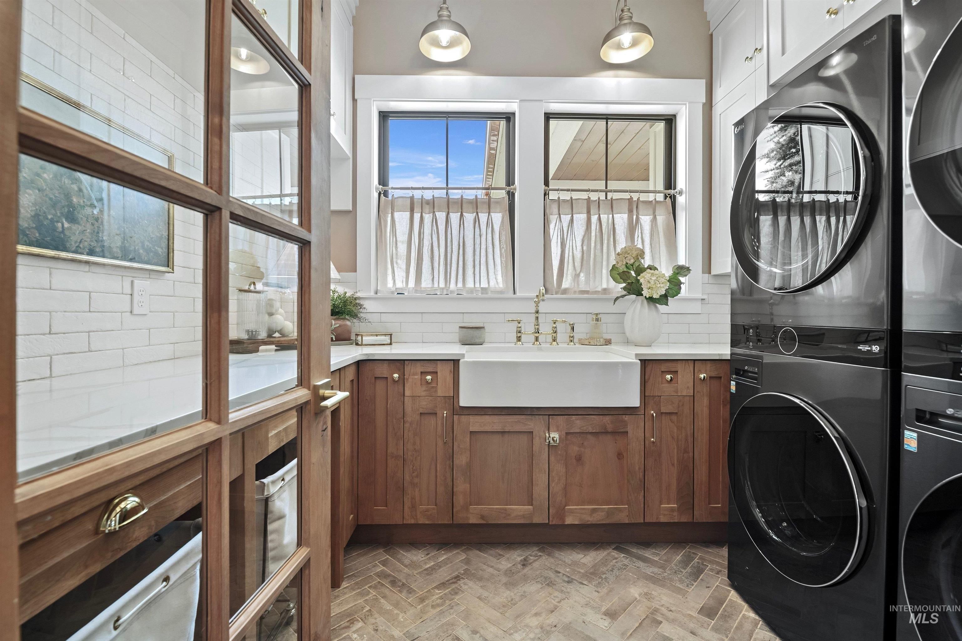 6805 S Pemberley Way, Meridian, Idaho 83642, 6 Bedrooms, 6 Bathrooms, Residential For Sale, Price $2,825,000,MLS 98976281