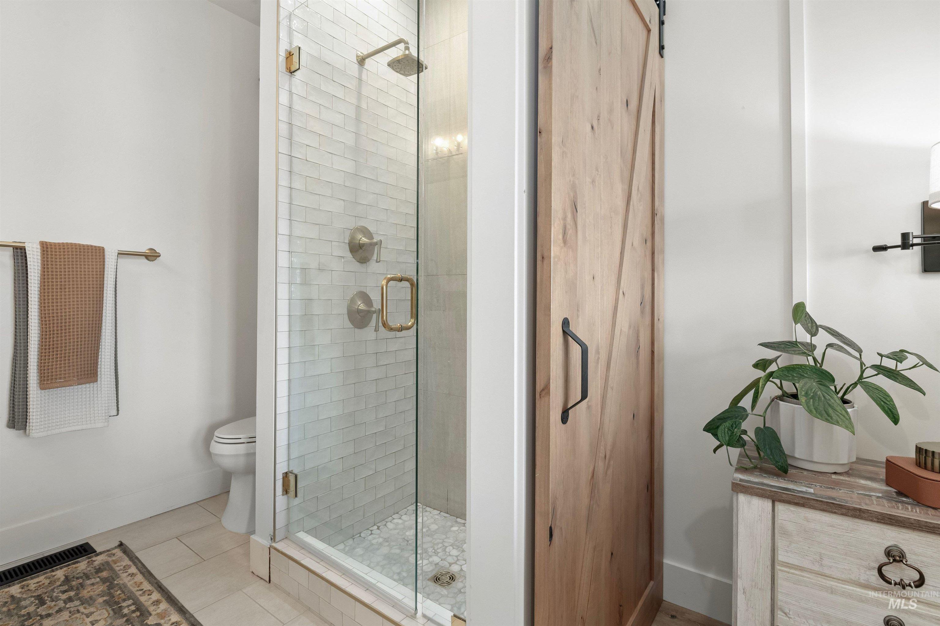 6805 S Pemberley Way, Meridian, Idaho 83642, 6 Bedrooms, 6 Bathrooms, Residential For Sale, Price $2,825,000,MLS 98976281