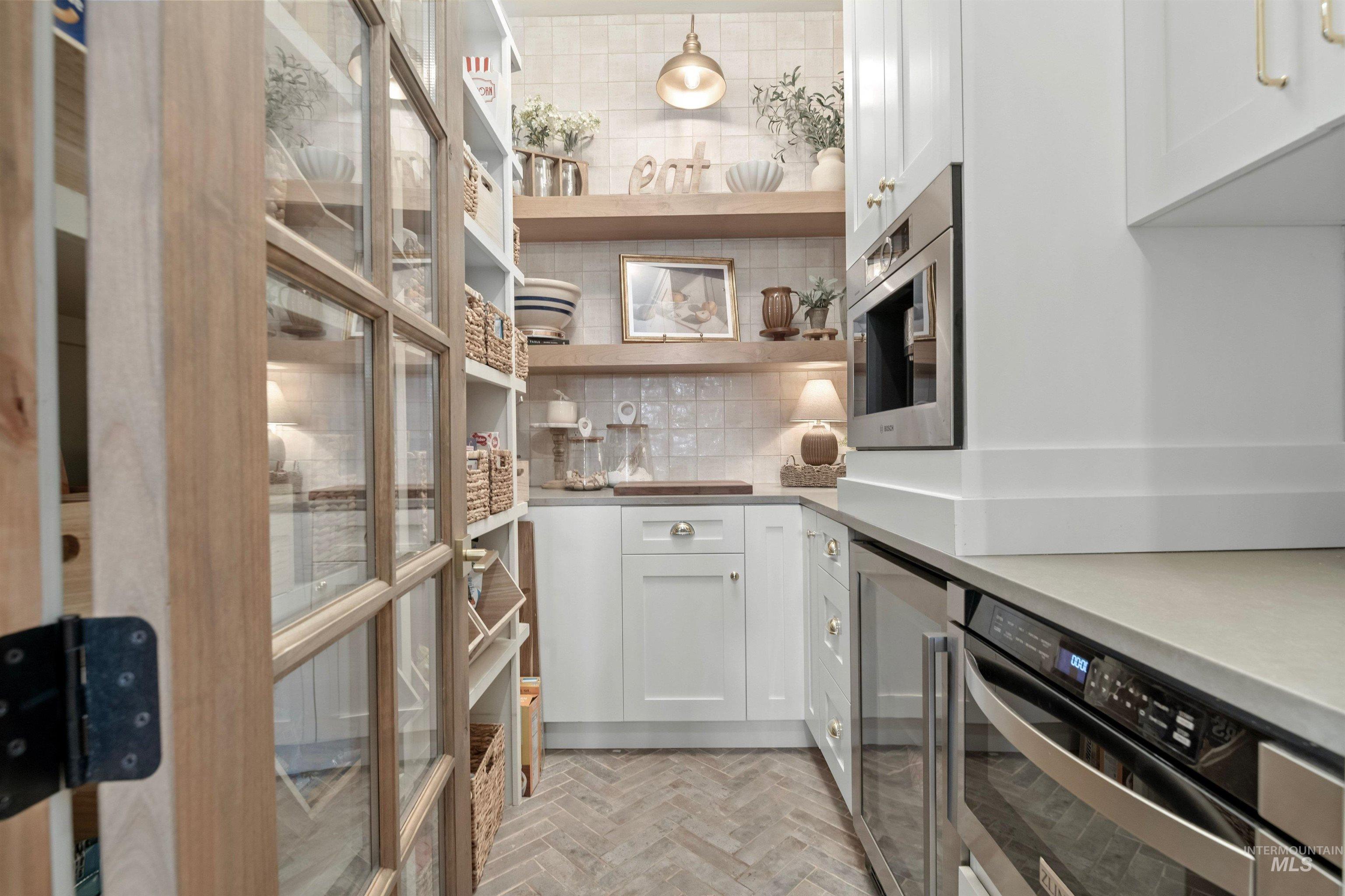 6805 S Pemberley Way, Meridian, Idaho 83642, 6 Bedrooms, 6 Bathrooms, Residential For Sale, Price $2,825,000,MLS 98976281