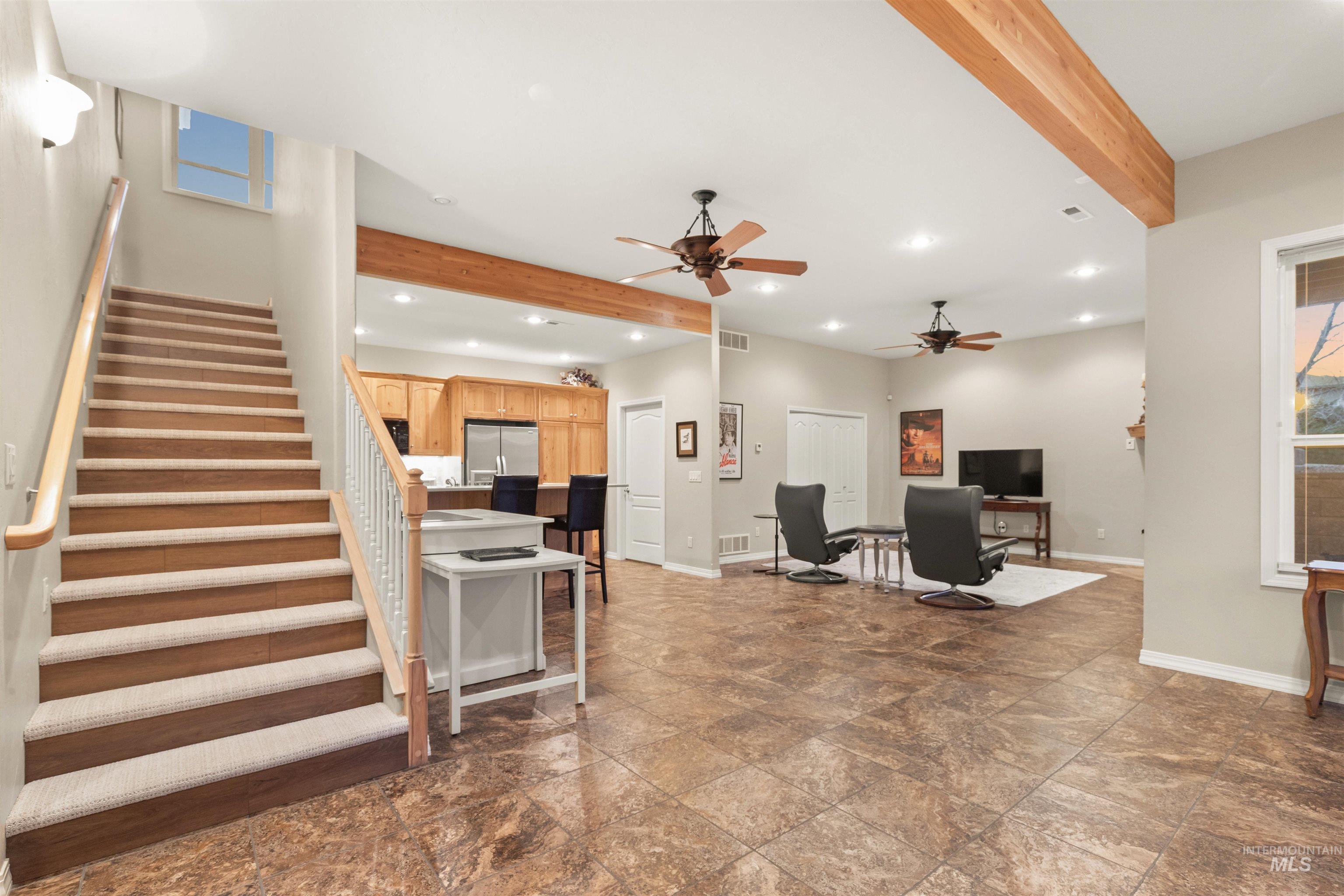 31 Riverpoint Dr, Asotin, Washington 99402, 3 Bedrooms, 3 Bathrooms, Residential For Sale, Price $769,950, 98976282