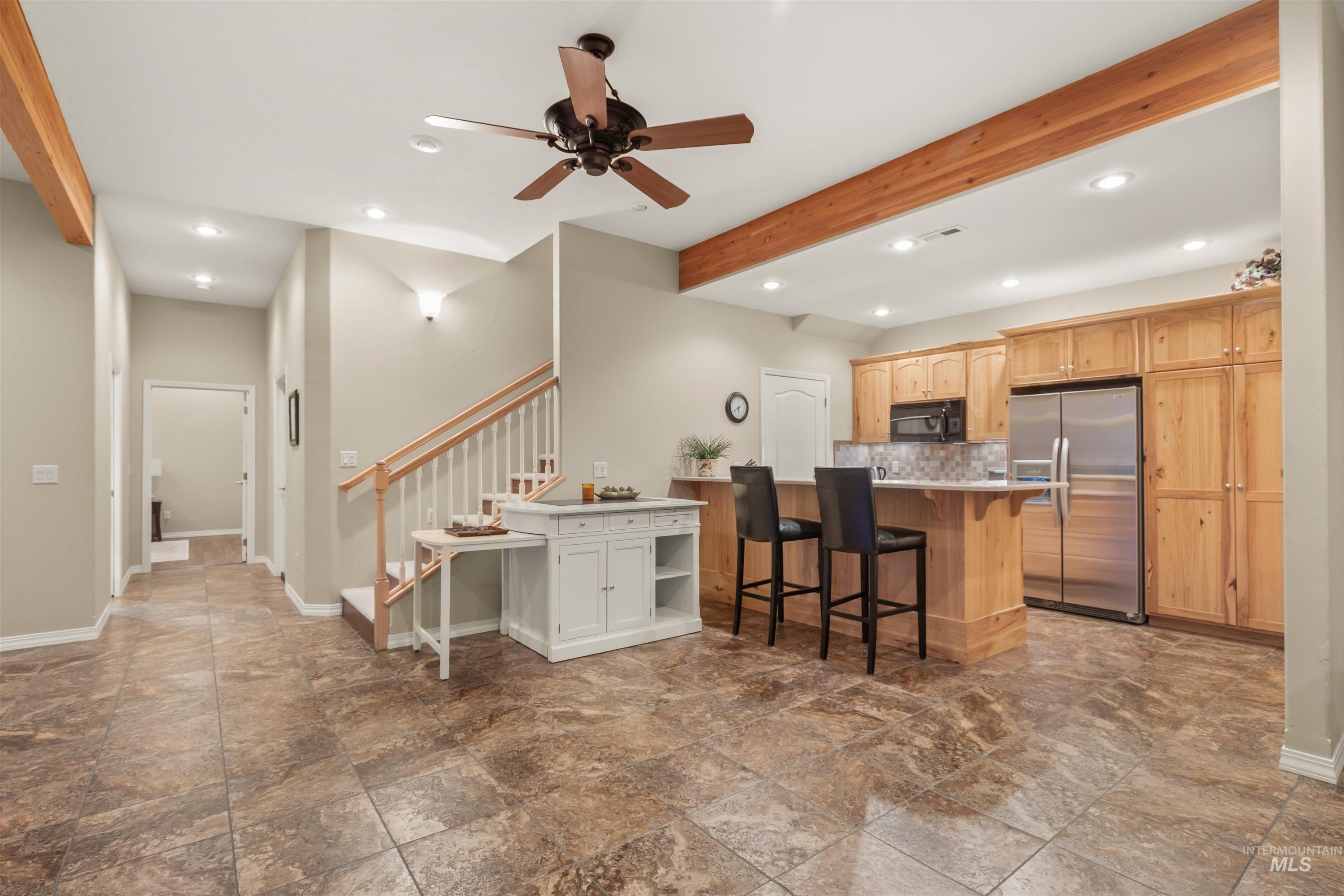 31 Riverpoint Dr, Asotin, Washington 99402, 3 Bedrooms, 3 Bathrooms, Residential For Sale, Price $769,950, 98976282