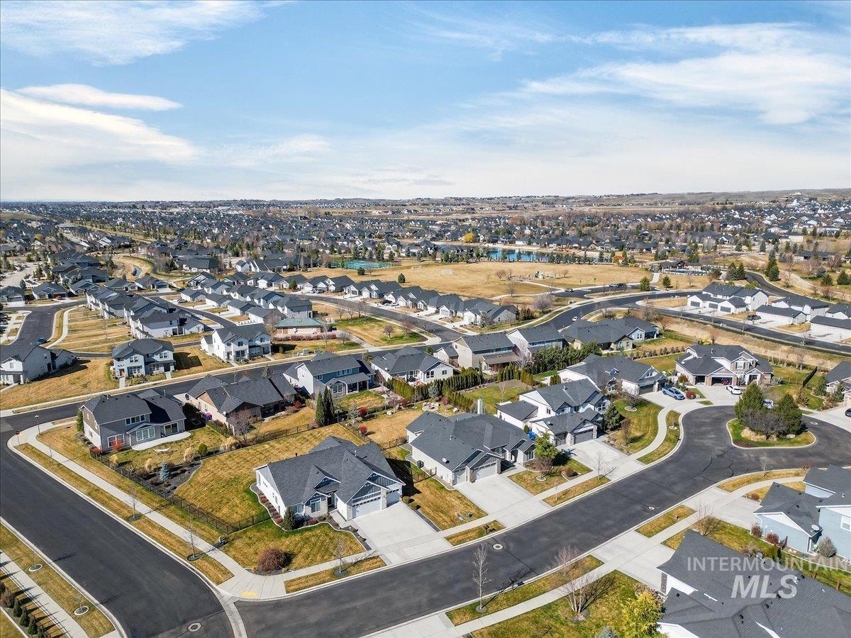 1145 N Foudy Lane, Eagle, Idaho 83616, 4 Bedrooms, 2 Bathrooms, Residential For Sale, Price $769,000,MLS 98976286