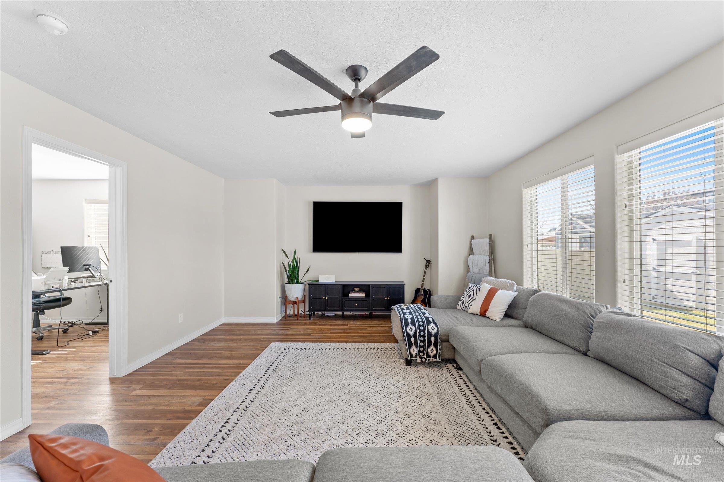 1935 N Maroon Avenue, Kuna, Idaho 83634, 4 Bedrooms, 2.5 Bathrooms, Residential For Sale, Price $529,000, 98976287