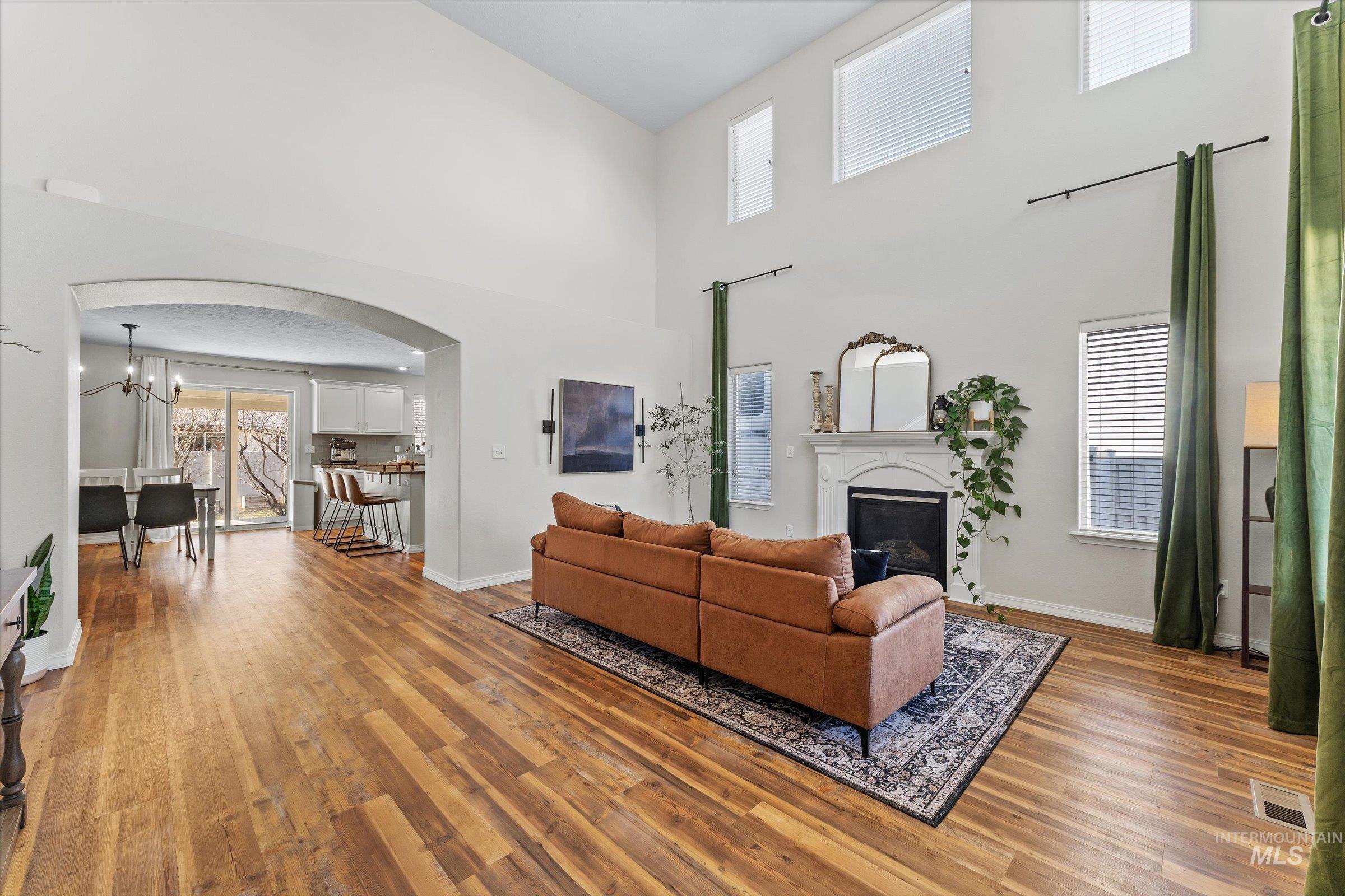 1935 N Maroon Avenue, Kuna, Idaho 83634, 4 Bedrooms, 2.5 Bathrooms, Residential For Sale, Price $529,000, 98976287