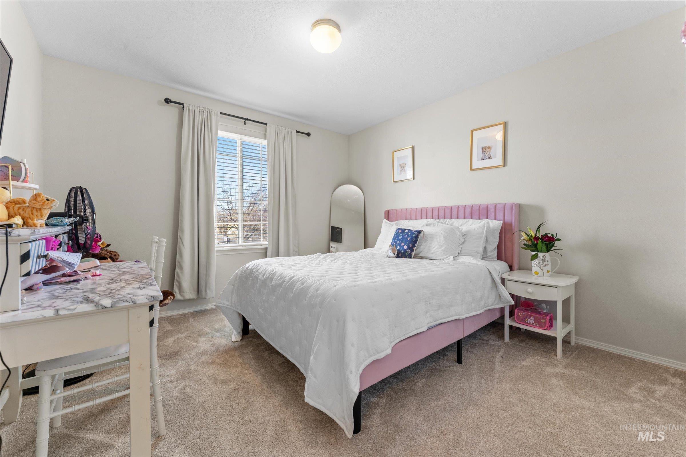 1935 N Maroon Avenue, Kuna, Idaho 83634, 4 Bedrooms, 2.5 Bathrooms, Residential For Sale, Price $529,000, 98976287