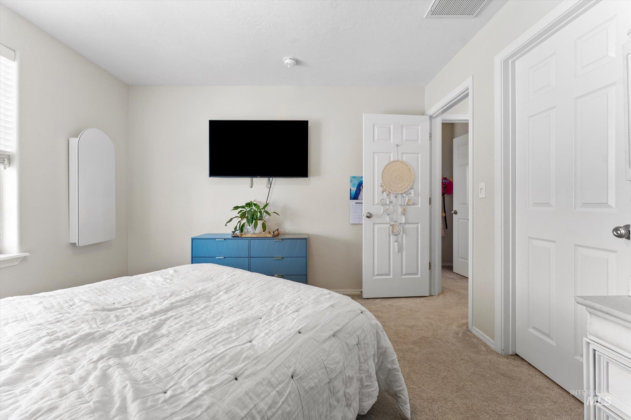 1935 N Maroon Avenue, Kuna, Idaho 83634, 4 Bedrooms, 2.5 Bathrooms, Residential For Sale, Price $529,000, 98976287