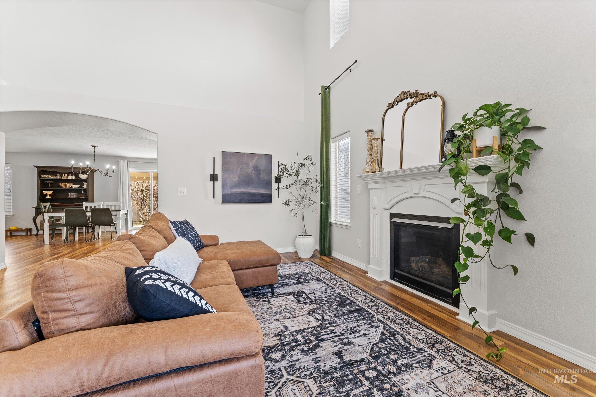 1935 N Maroon Avenue, Kuna, Idaho 83634, 4 Bedrooms, 2.5 Bathrooms, Residential For Sale, Price $529,000, 98976287