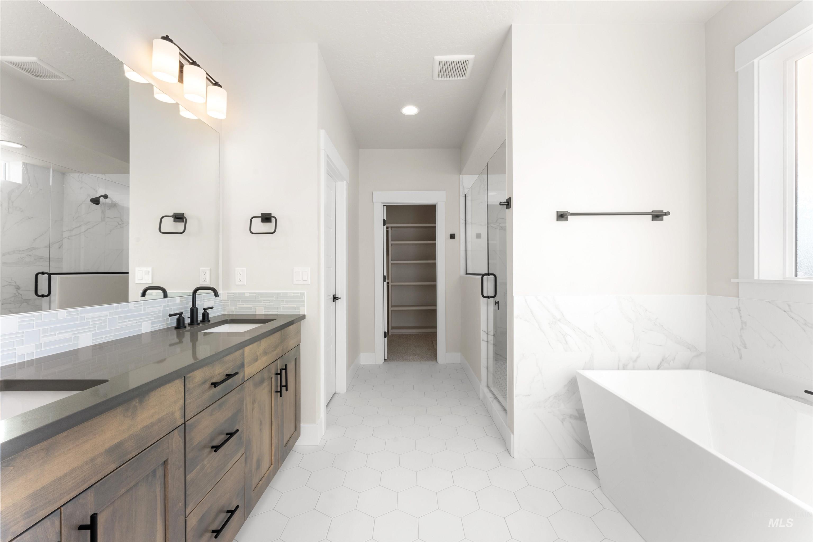 8076 Tandy Cove St, Middleton, Idaho 83644, 4 Bedrooms, 2.5 Bathrooms, Residential For Sale, Price $644,900,MLS 98976289