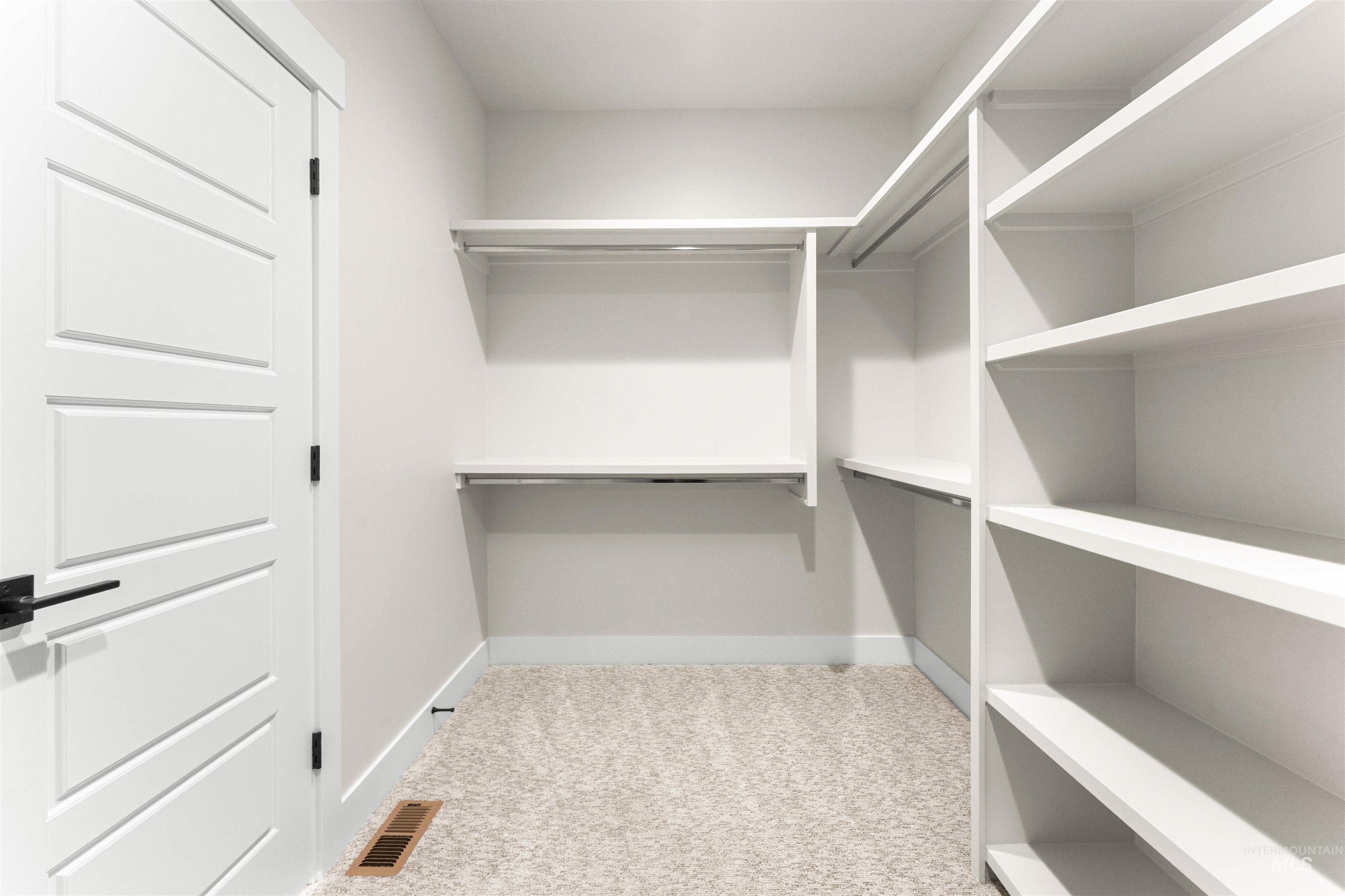 8076 Tandy Cove St, Middleton, Idaho 83644, 4 Bedrooms, 2.5 Bathrooms, Residential For Sale, Price $644,900,MLS 98976289