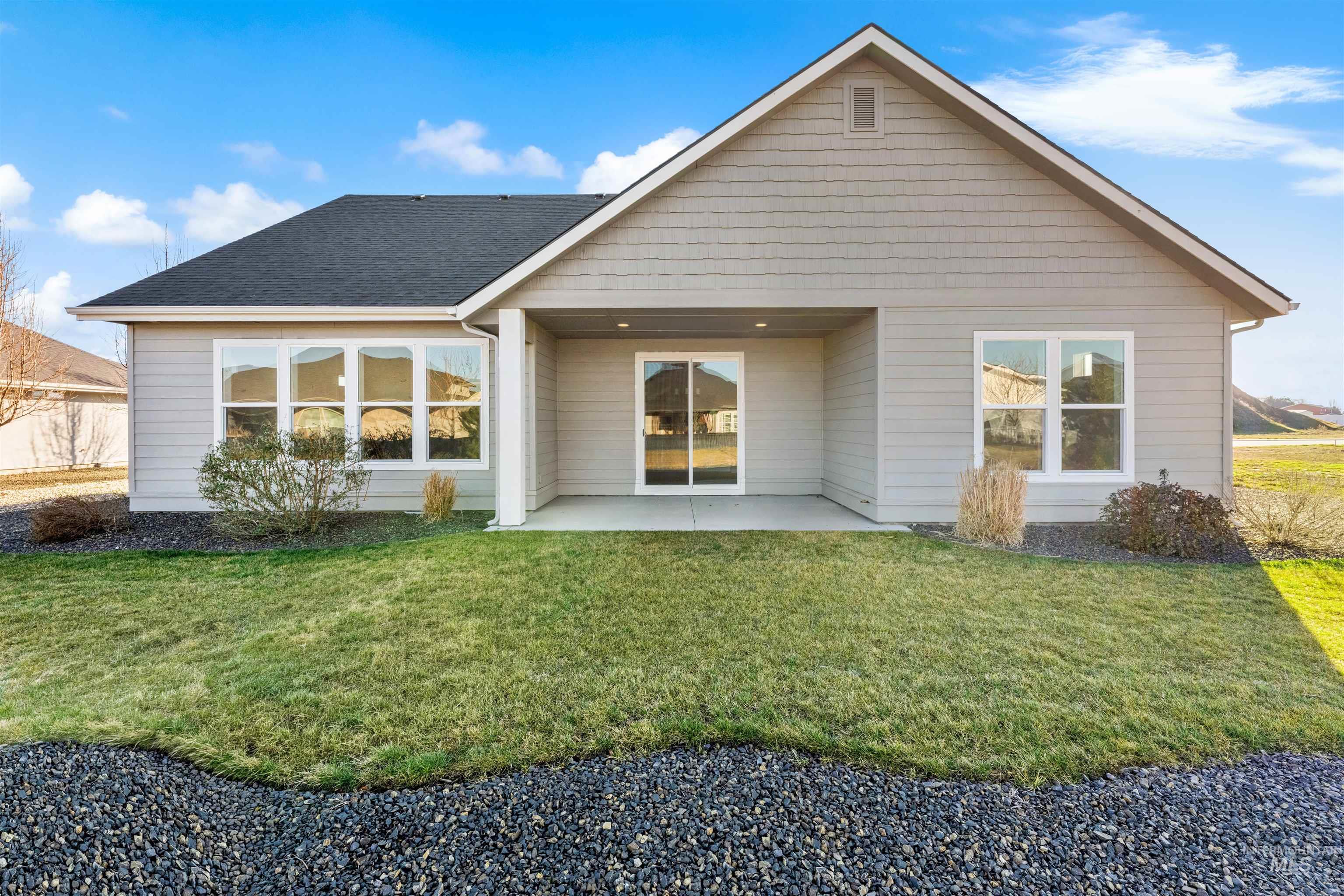 8076 Tandy Cove St, Middleton, Idaho 83644, 4 Bedrooms, 2.5 Bathrooms, Residential For Sale, Price $644,900,MLS 98976289