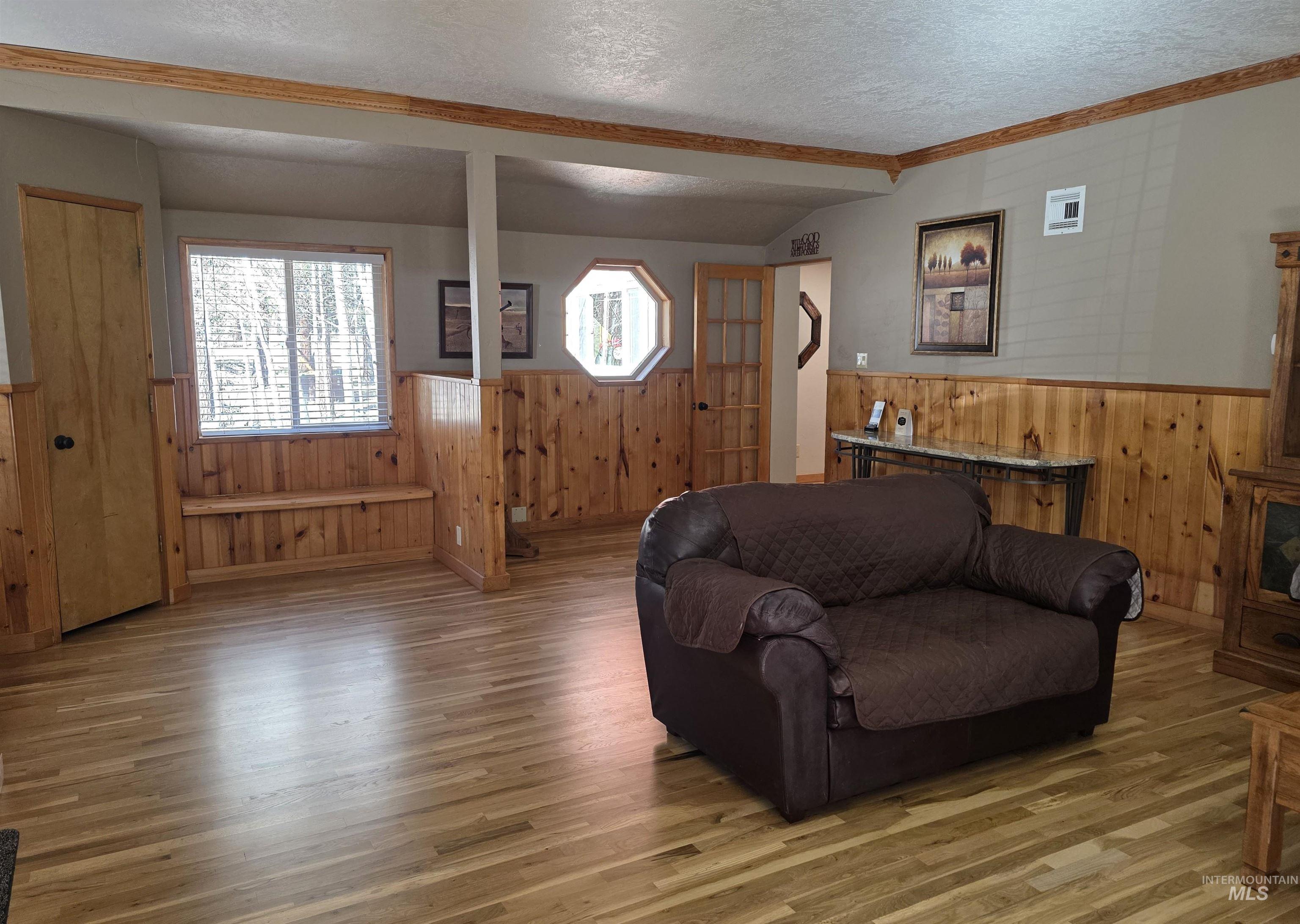 3193 Hwy 21, Boise, Idaho 83716, 4 Bedrooms, 4 Bathrooms, Residential For Sale, Price $1,800,000, 98976290