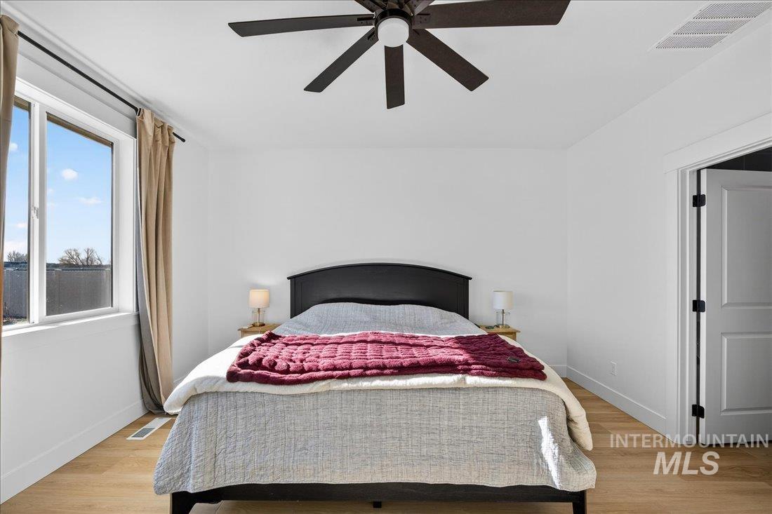 8509 W Pond Pine St., Star, Idaho 83669, 3 Bedrooms, 2 Bathrooms, Residential For Sale, Price $625,000,MLS 98976291