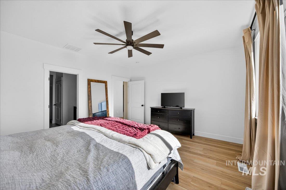 8509 W Pond Pine St., Star, Idaho 83669, 3 Bedrooms, 2 Bathrooms, Residential For Sale, Price $625,000,MLS 98976291