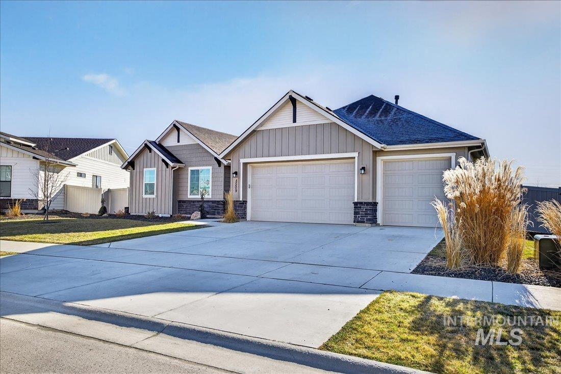 8509 W Pond Pine St., Star, Idaho 83669, 3 Bedrooms, 2 Bathrooms, Residential For Sale, Price $625,000,MLS 98976291