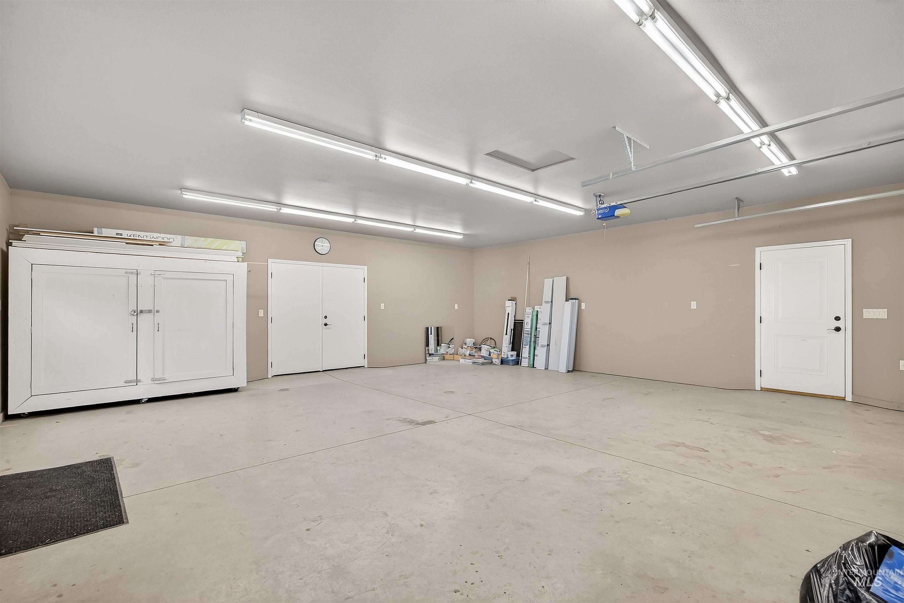 2510 Remington Way, Clarkston, Washington 99403, 3 Bedrooms, 3 Bathrooms, Residential For Sale, Price $675,000,MLS 98976292