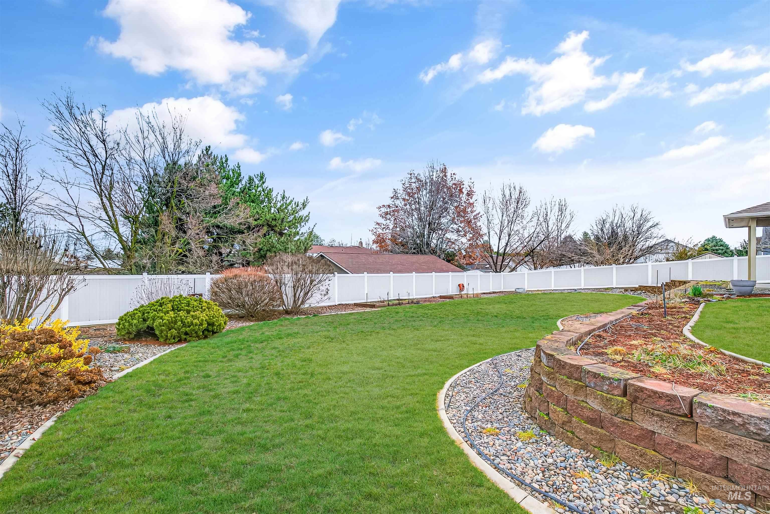 2510 Remington Way, Clarkston, Washington 99403, 3 Bedrooms, 3 Bathrooms, Residential For Sale, Price $675,000,MLS 98976292