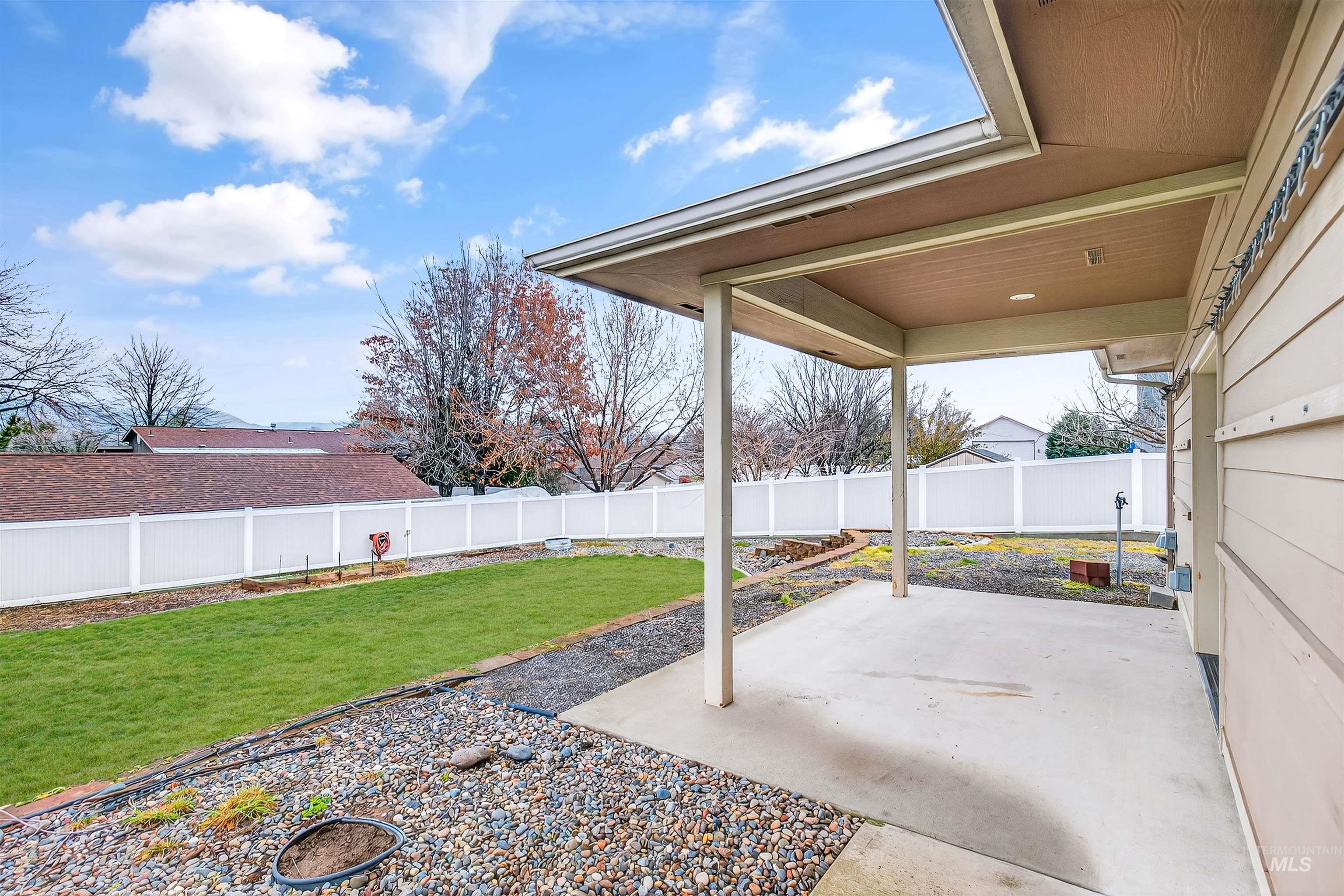 2510 Remington Way, Clarkston, Washington 99403, 3 Bedrooms, 3 Bathrooms, Residential For Sale, Price $675,000,MLS 98976292