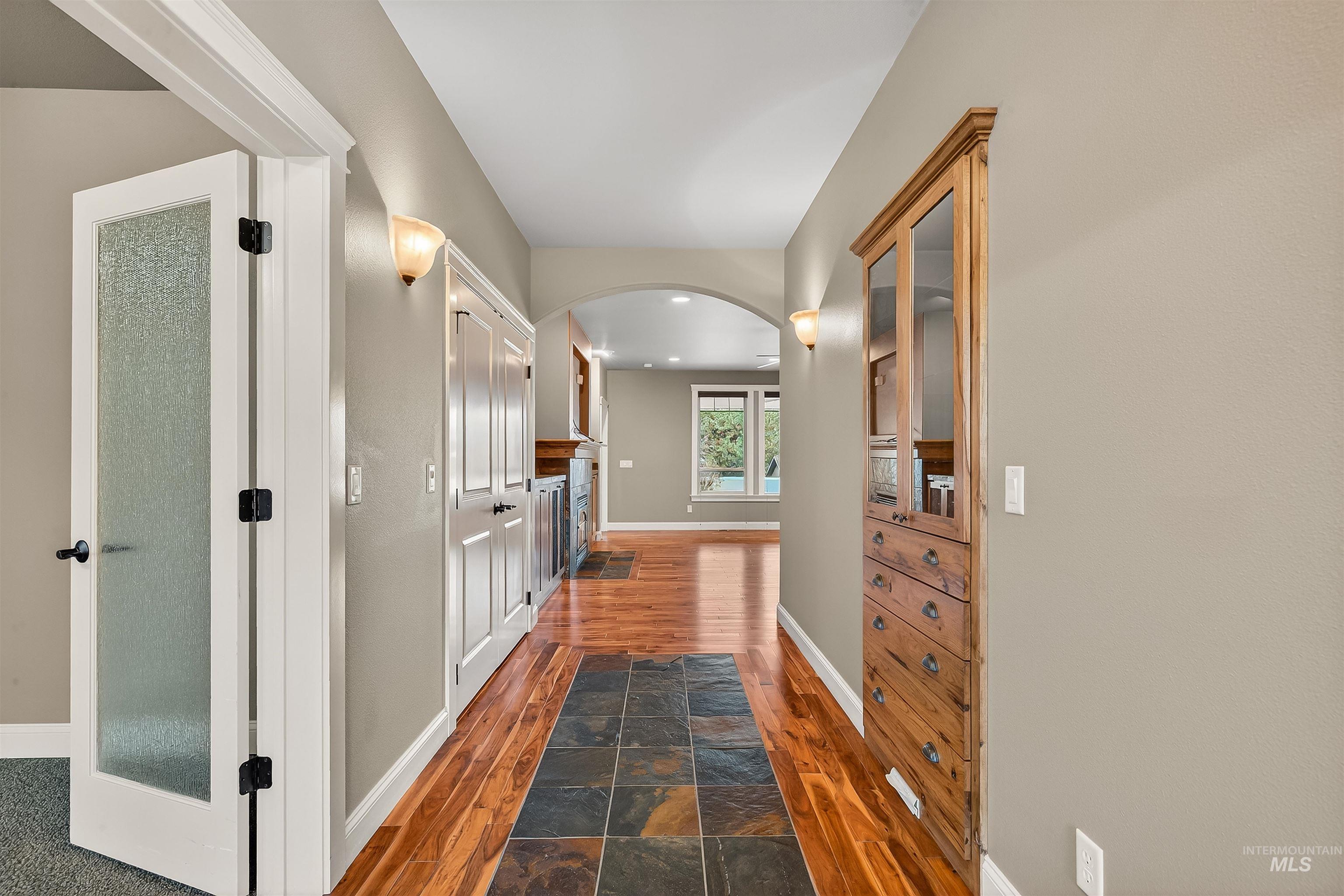 2510 Remington Way, Clarkston, Washington 99403, 3 Bedrooms, 3 Bathrooms, Residential For Sale, Price $675,000,MLS 98976292