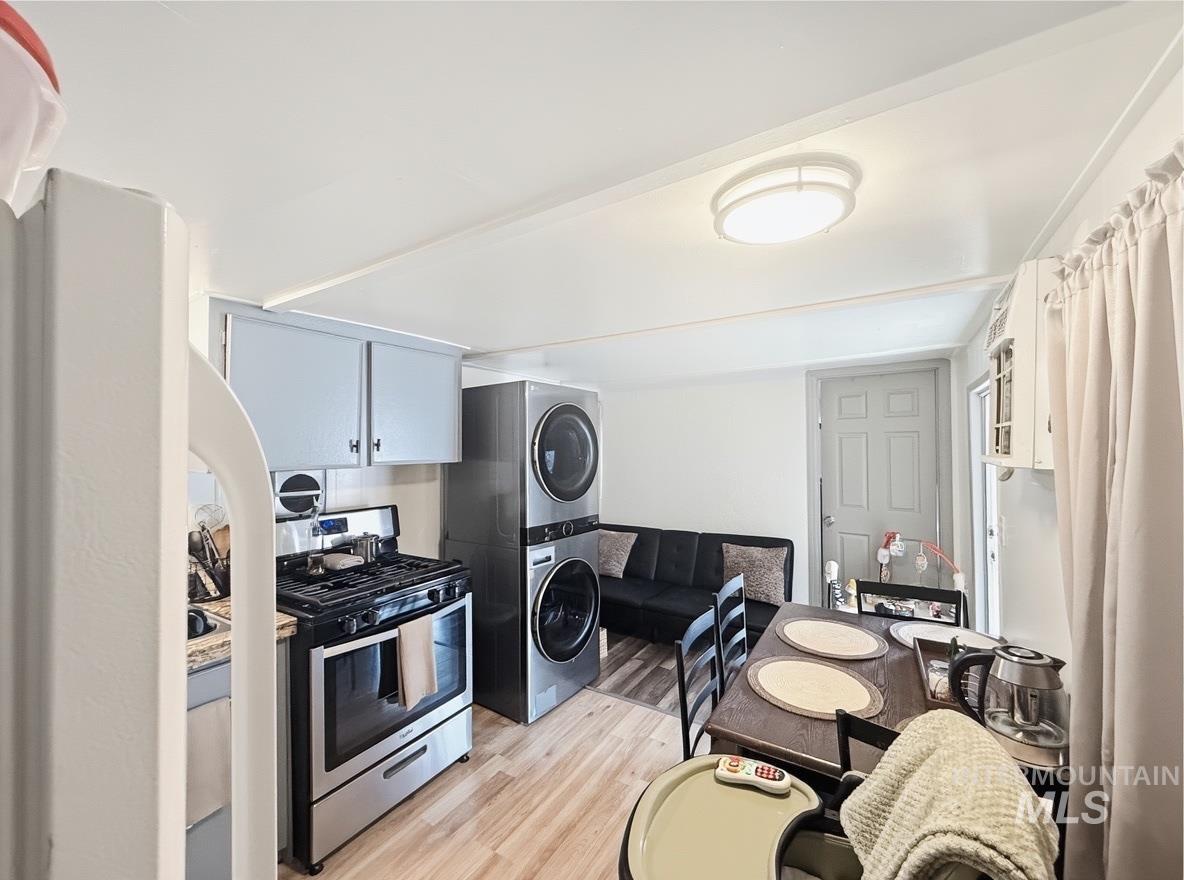 6728 W Fairview Ave, Boise, Idaho 83704, 2 Bedrooms, 1 Bathroom, Residential For Sale, Price $35,000, 98976293