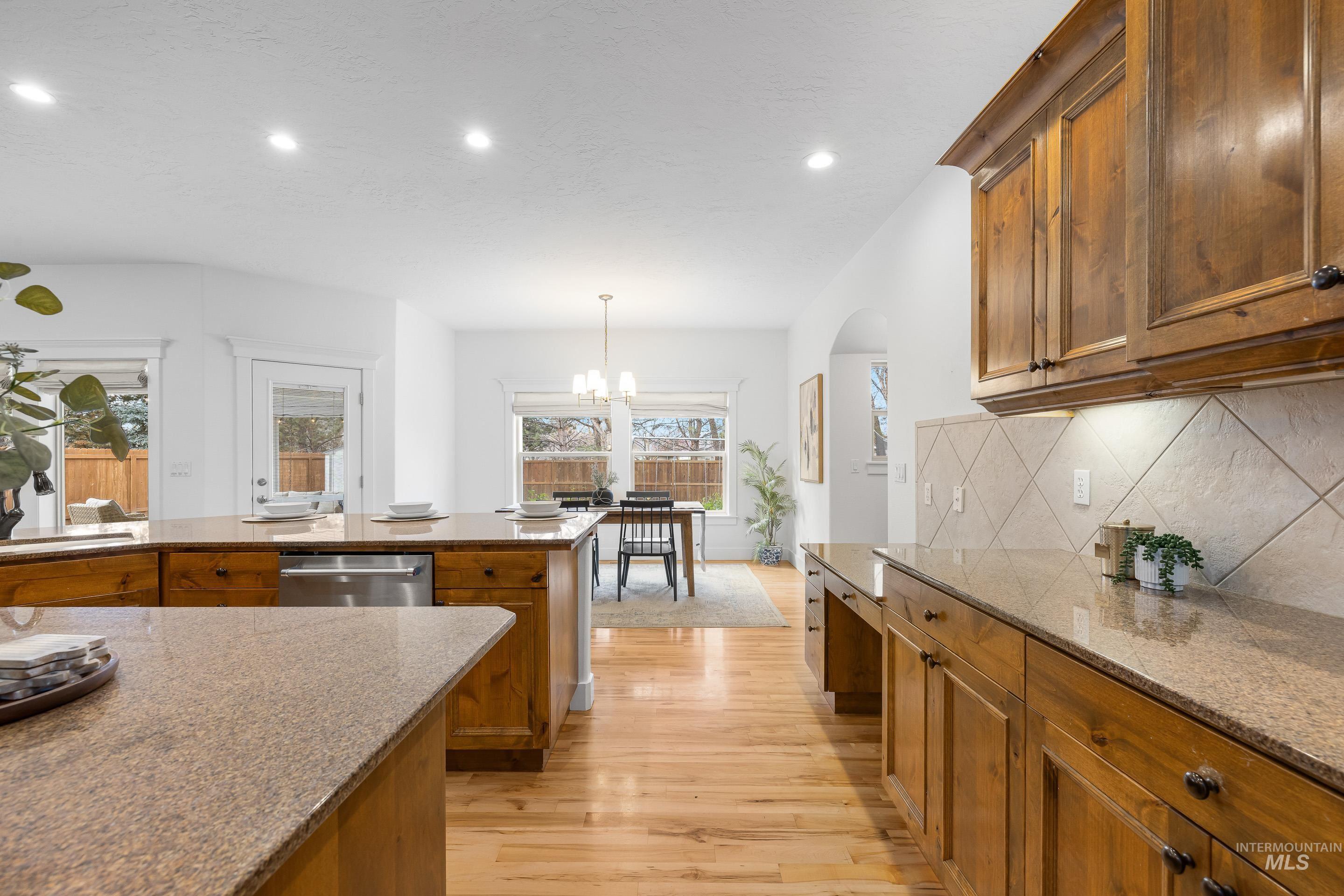 917 N Caledonia Pl, Eagle, Idaho 83616, 4 Bedrooms, 3 Bathrooms, Residential For Sale, Price $774,000,MLS 98976296