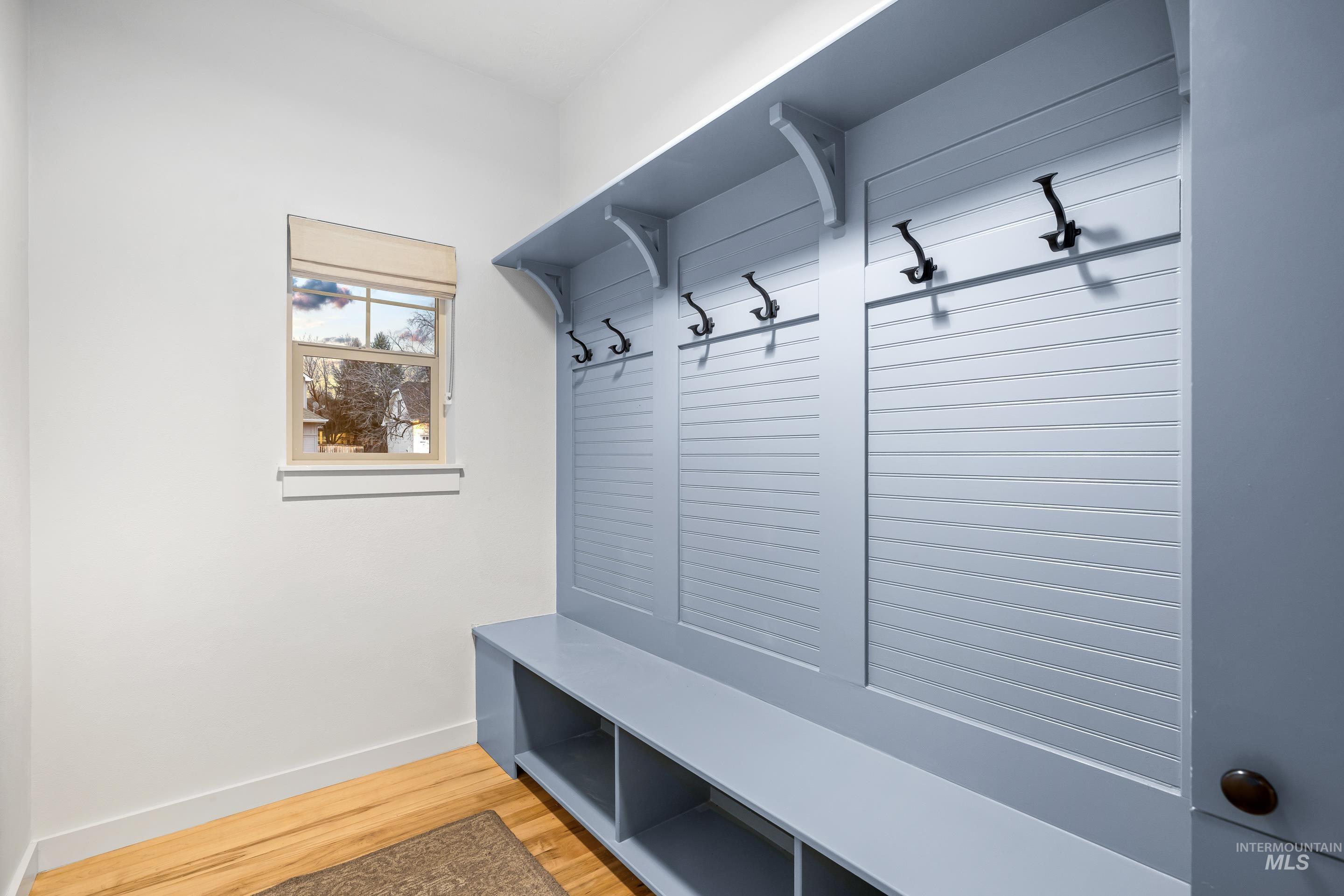 917 N Caledonia Pl, Eagle, Idaho 83616, 4 Bedrooms, 3 Bathrooms, Residential For Sale, Price $774,000,MLS 98976296