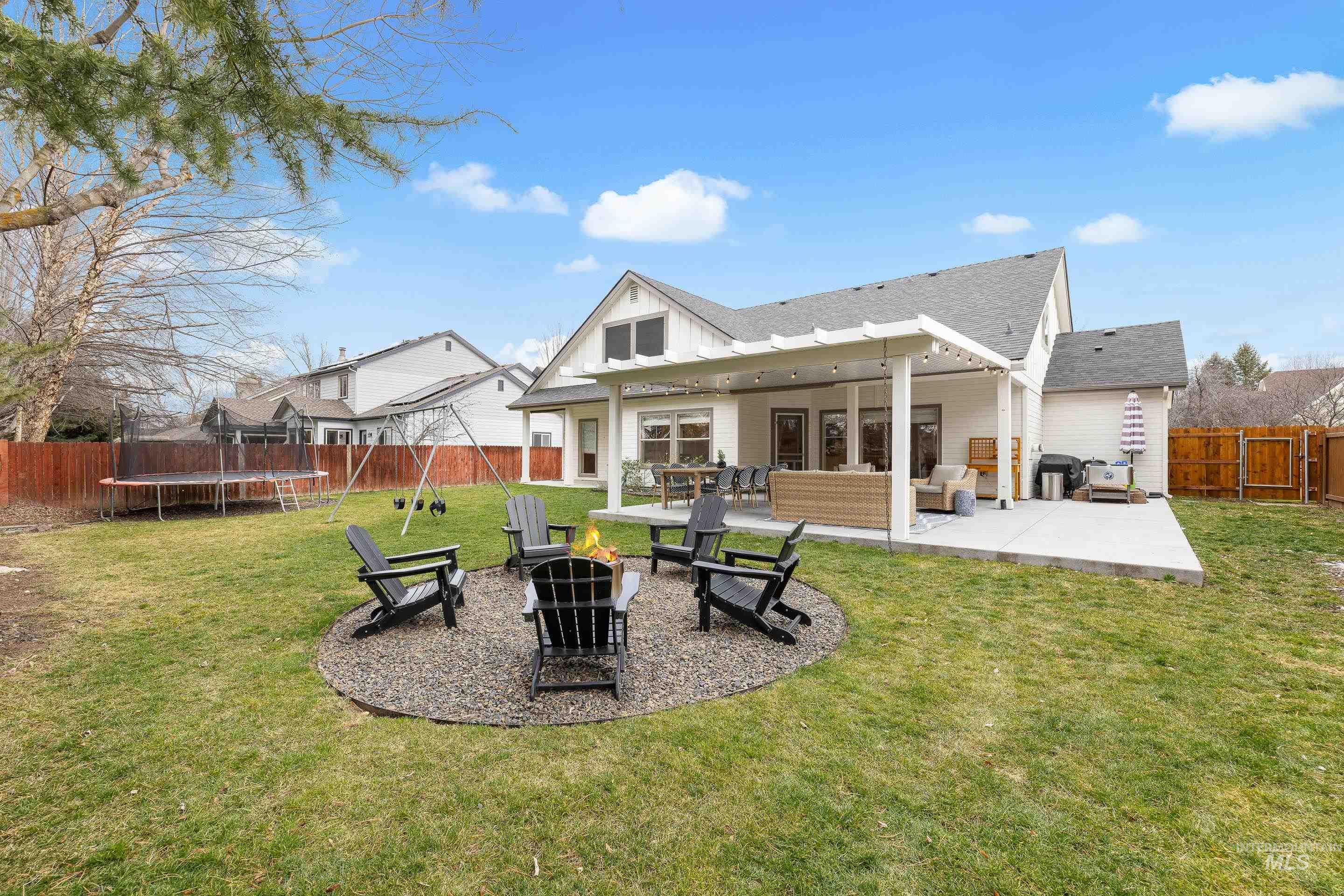 917 N Caledonia Pl, Eagle, Idaho 83616, 4 Bedrooms, 3 Bathrooms, Residential For Sale, Price $774,000,MLS 98976296