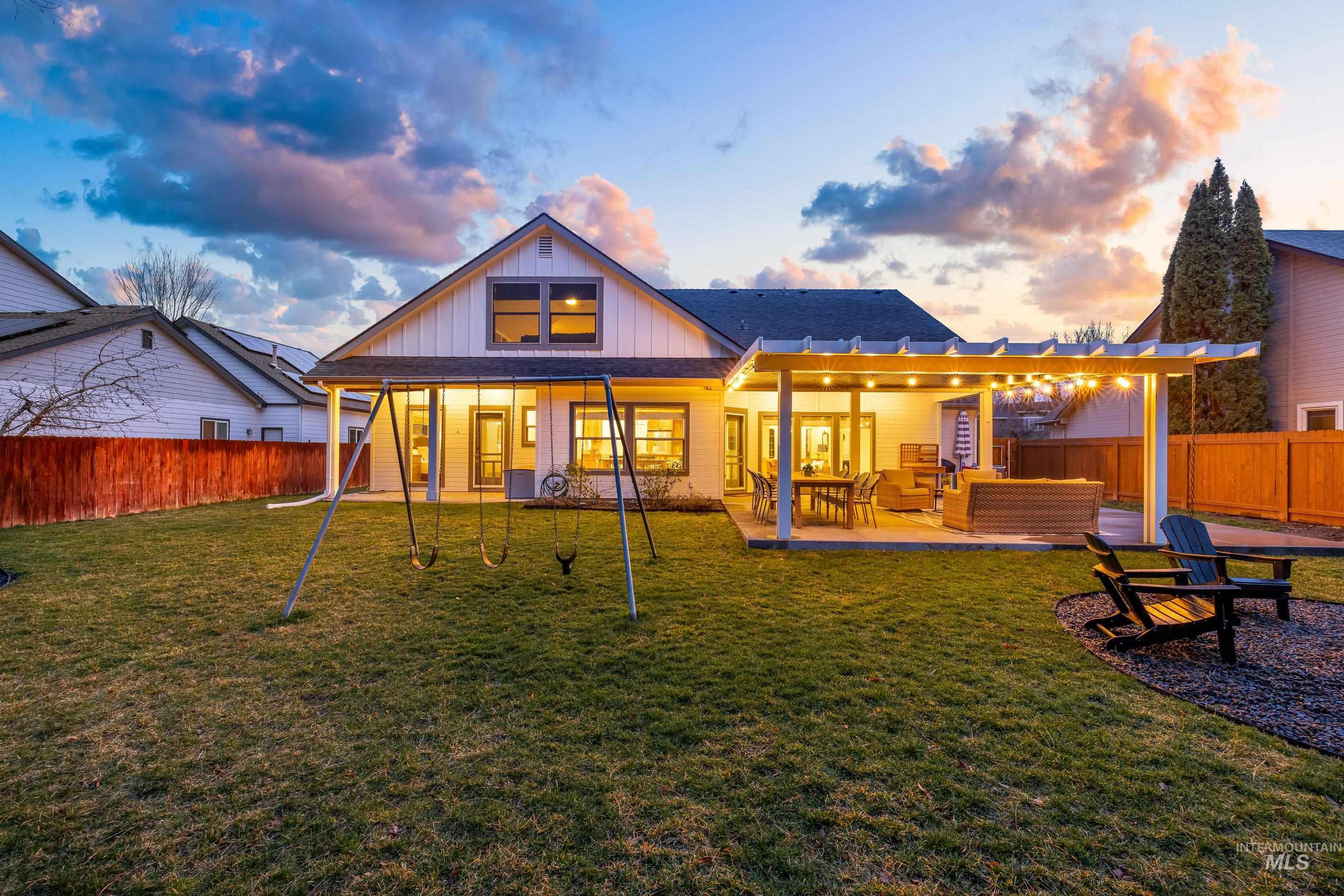 917 N Caledonia Pl, Eagle, Idaho 83616, 4 Bedrooms, 3 Bathrooms, Residential For Sale, Price $774,000,MLS 98976296