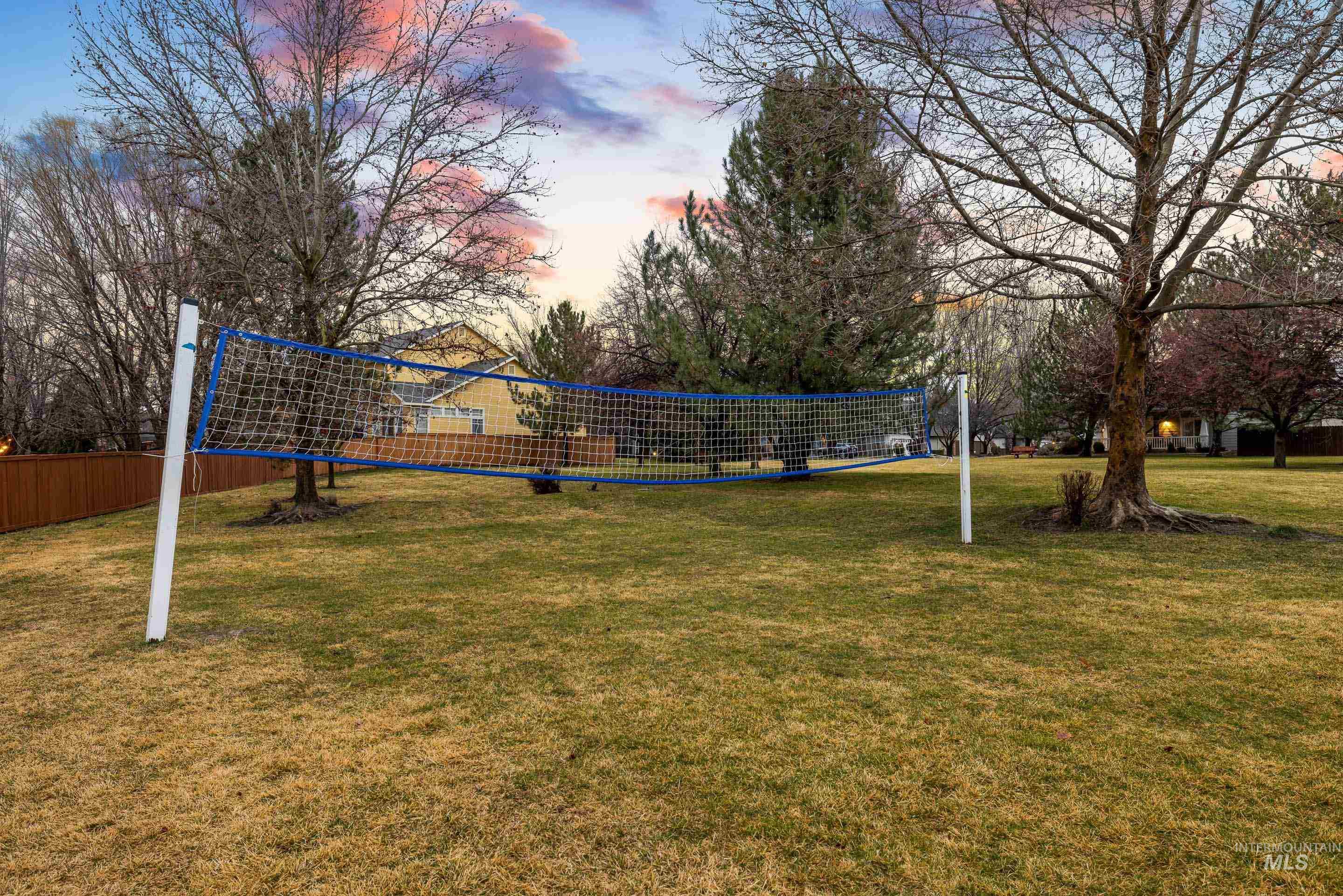 917 N Caledonia Pl, Eagle, Idaho 83616, 4 Bedrooms, 3 Bathrooms, Residential For Sale, Price $774,000,MLS 98976296