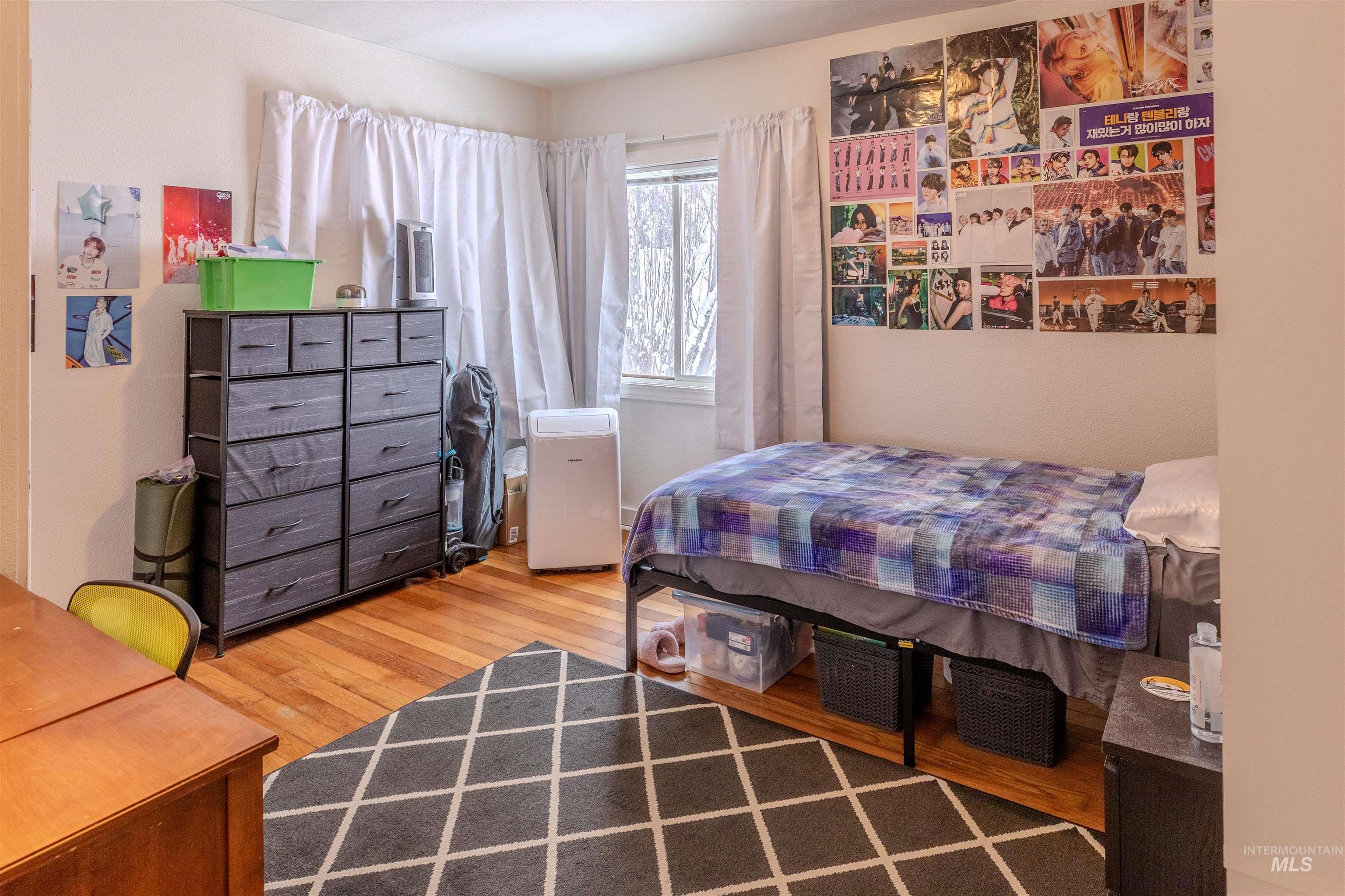 938/940 W A St, Moscow, Idaho 83843, 3 Bedrooms, 1 Bathroom, Residential Income For Sale, Price $430,000, 98976297