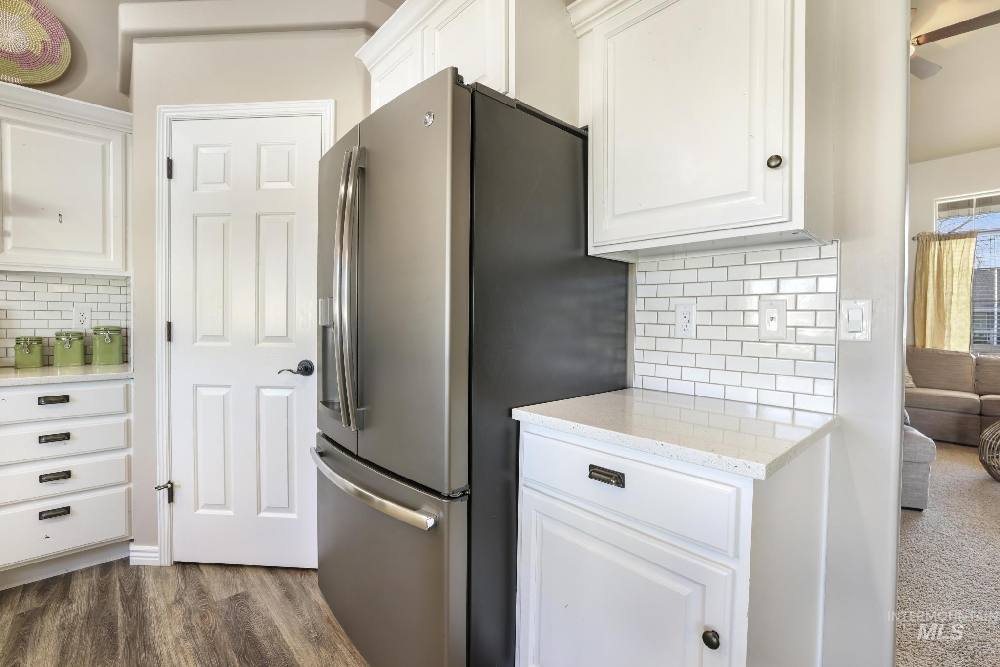 2723 Joshua Way, Twin Falls, Idaho 83301-8961, 4 Bedrooms, 2 Bathrooms, Residential For Sale, Price $455,000,MLS 98976298