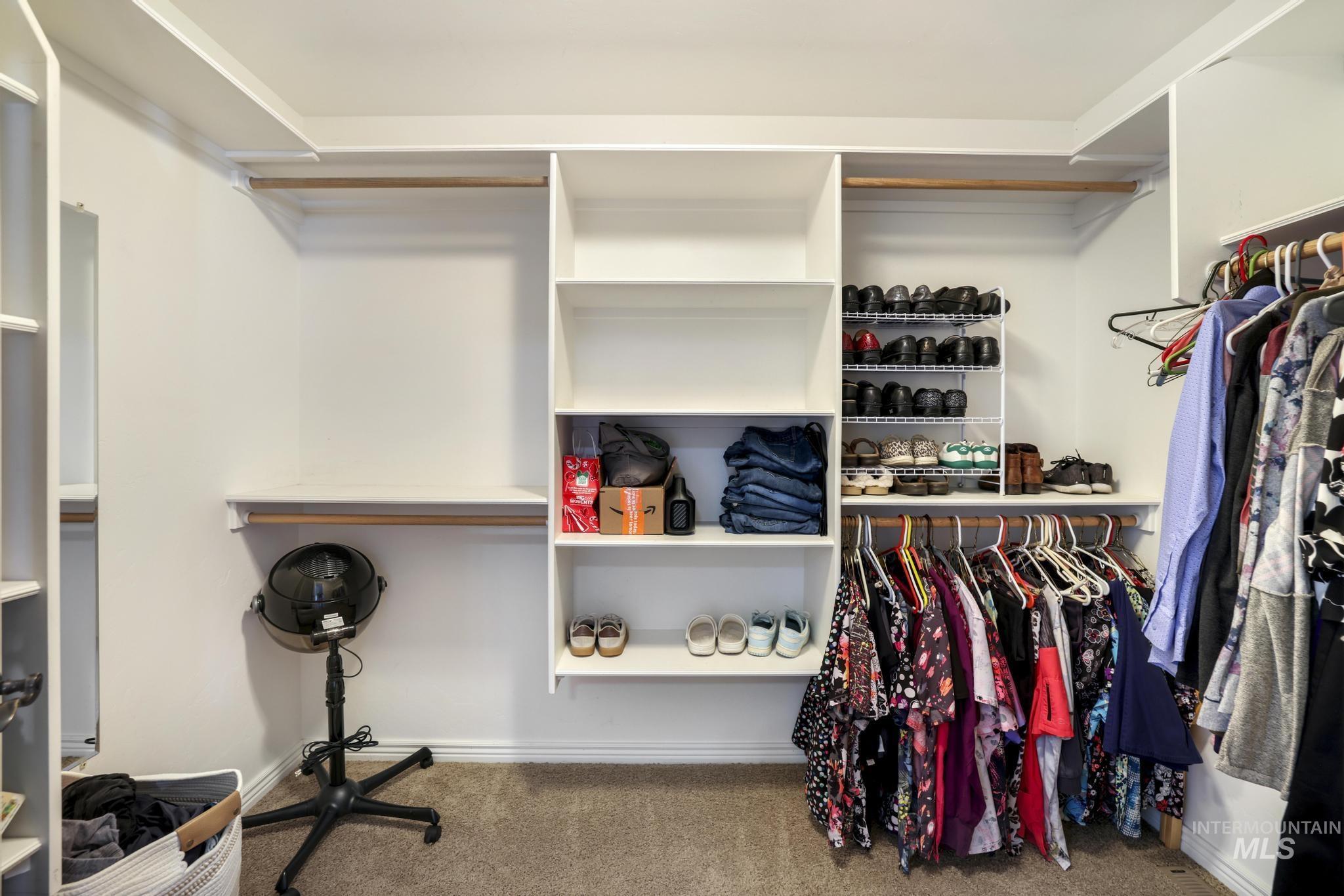 2723 Joshua Way, Twin Falls, Idaho 83301-8961, 4 Bedrooms, 2 Bathrooms, Residential For Sale, Price $455,000,MLS 98976298