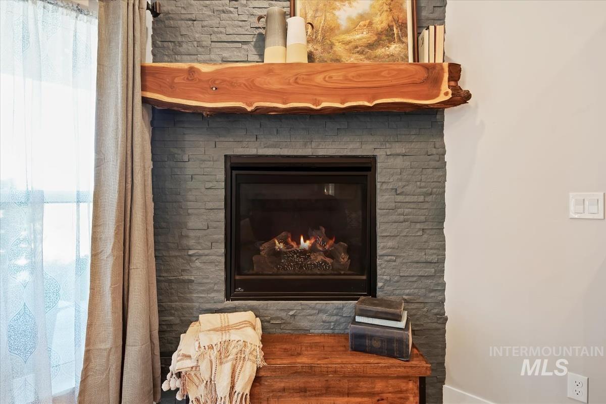 21301 Cessna Ct, Greenleaf, Idaho 83626, 3 Bedrooms, 2 Bathrooms, Residential For Sale, Price $795,000,MLS 98976299