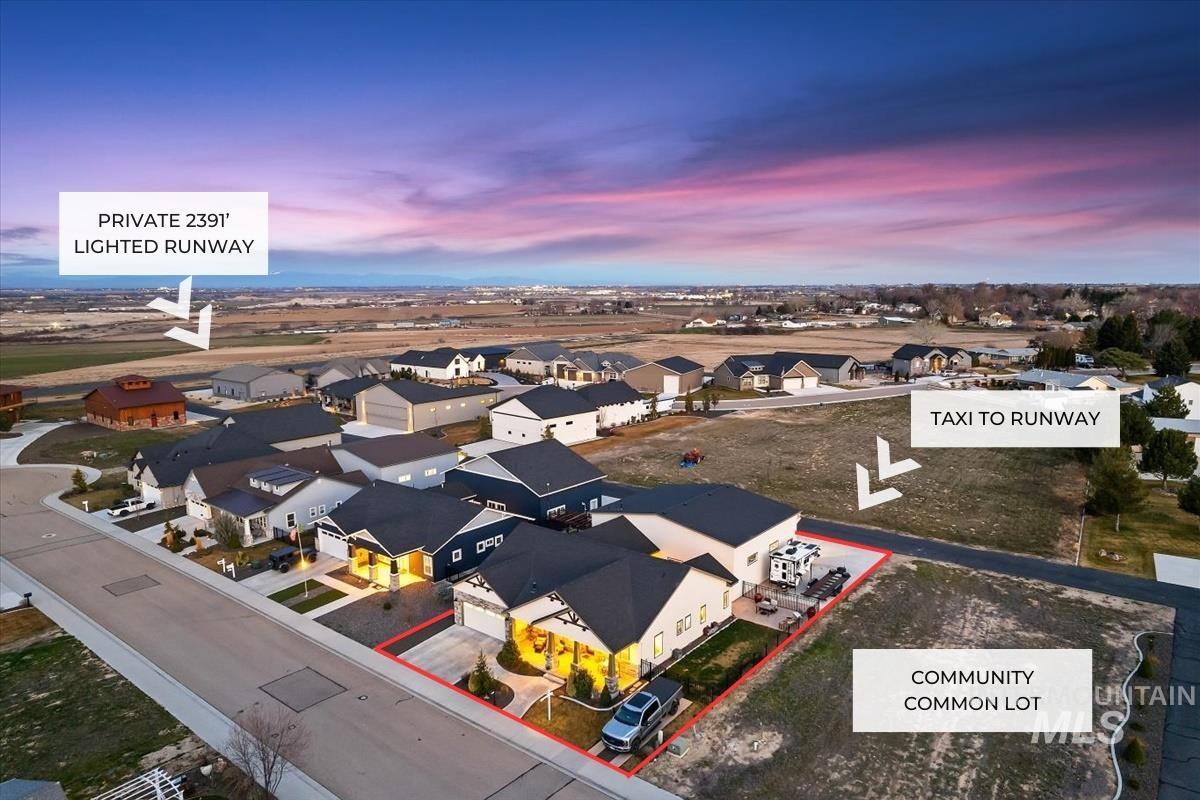 21301 Cessna Ct, Greenleaf, Idaho 83626, 3 Bedrooms, 2 Bathrooms, Residential For Sale, Price $795,000,MLS 98976299