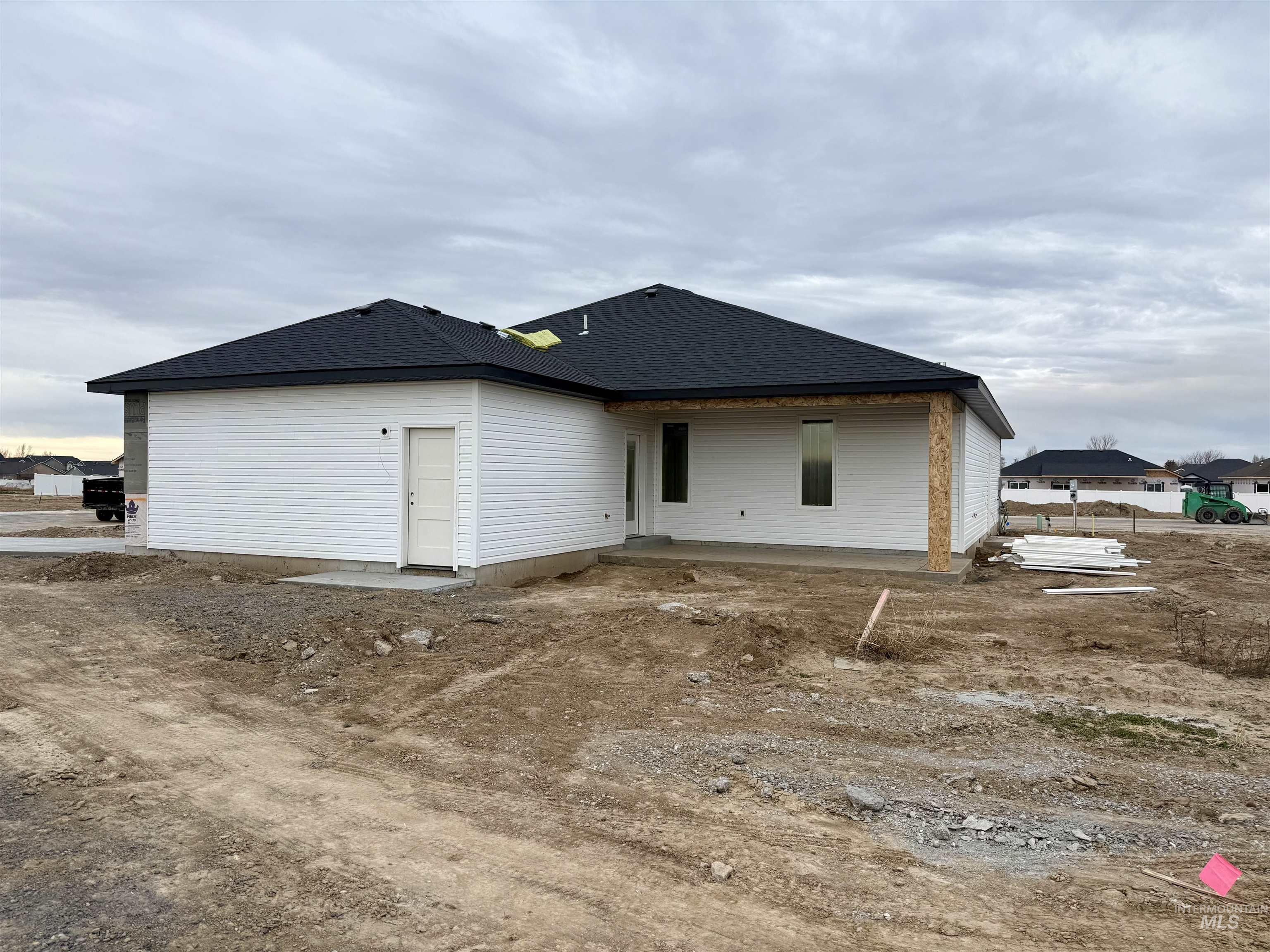 1332 E 18th Ave, Jerome, Idaho 83338, 4 Bedrooms, 2 Bathrooms, Residential For Sale, Price $439,000, 98976301