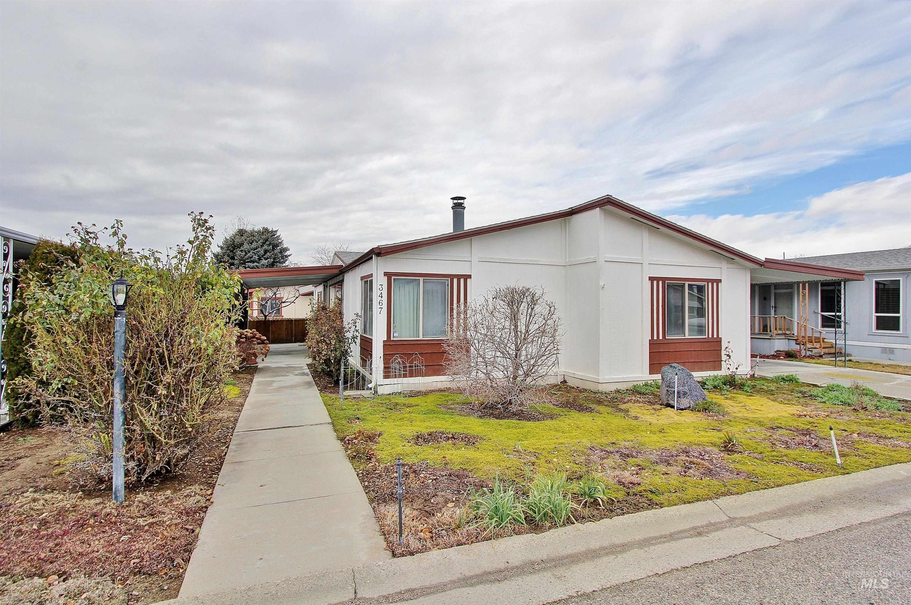 3467 N Dalton Ln, Boise, Idaho 83704, 3 Bedrooms, 2 Bathrooms, Residential For Sale, Price $145,000, 98976308