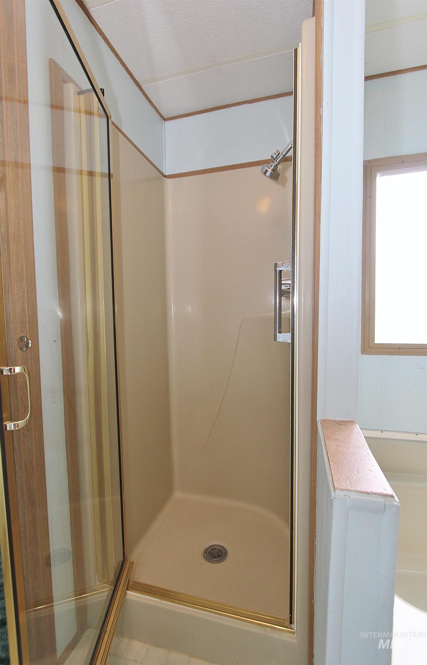 3467 N Dalton Ln, Boise, Idaho 83704, 3 Bedrooms, 2 Bathrooms, Residential For Sale, Price $145,000, 98976308