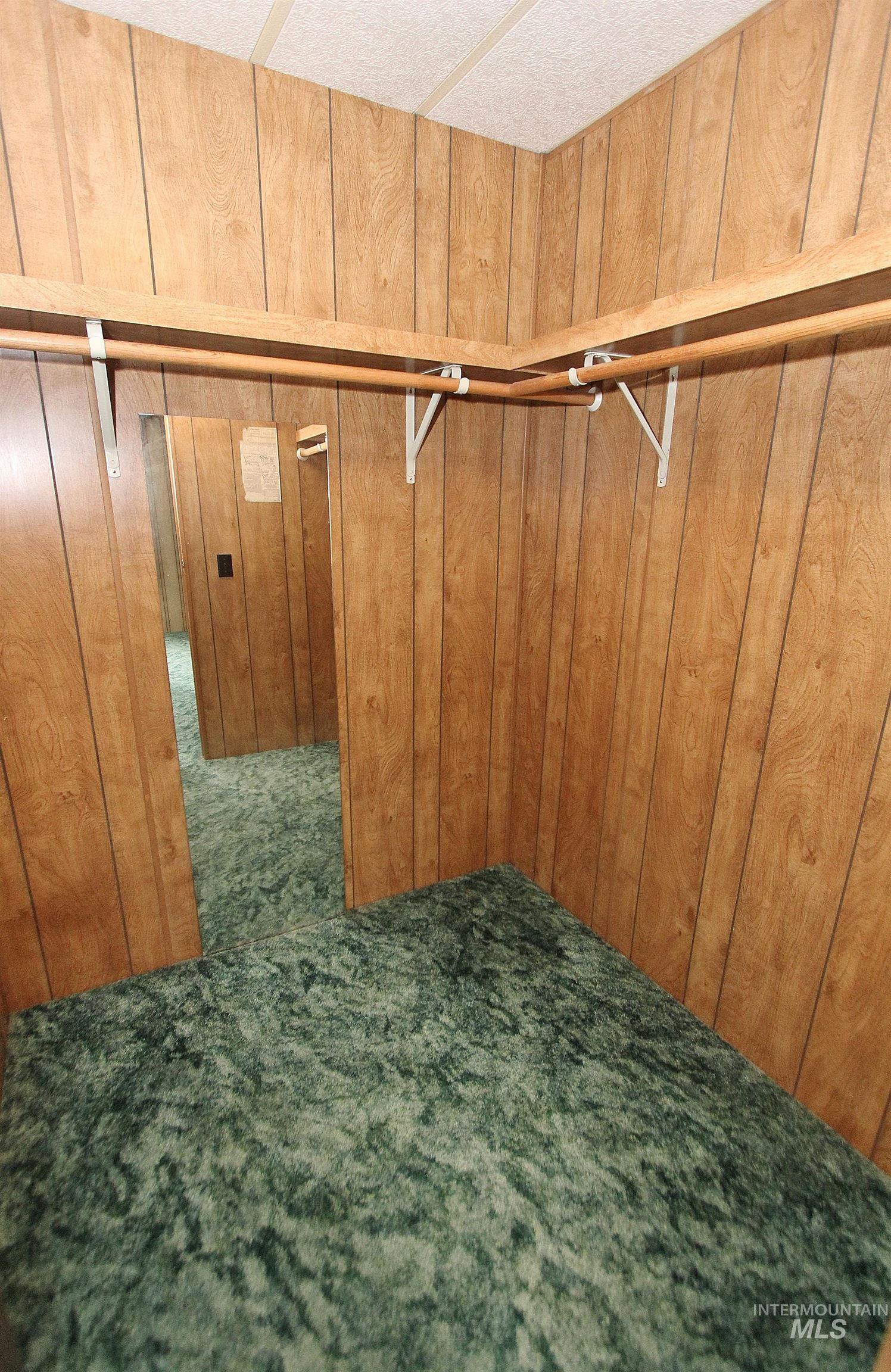 3467 N Dalton Ln, Boise, Idaho 83704, 3 Bedrooms, 2 Bathrooms, Residential For Sale, Price $145,000, 98976308