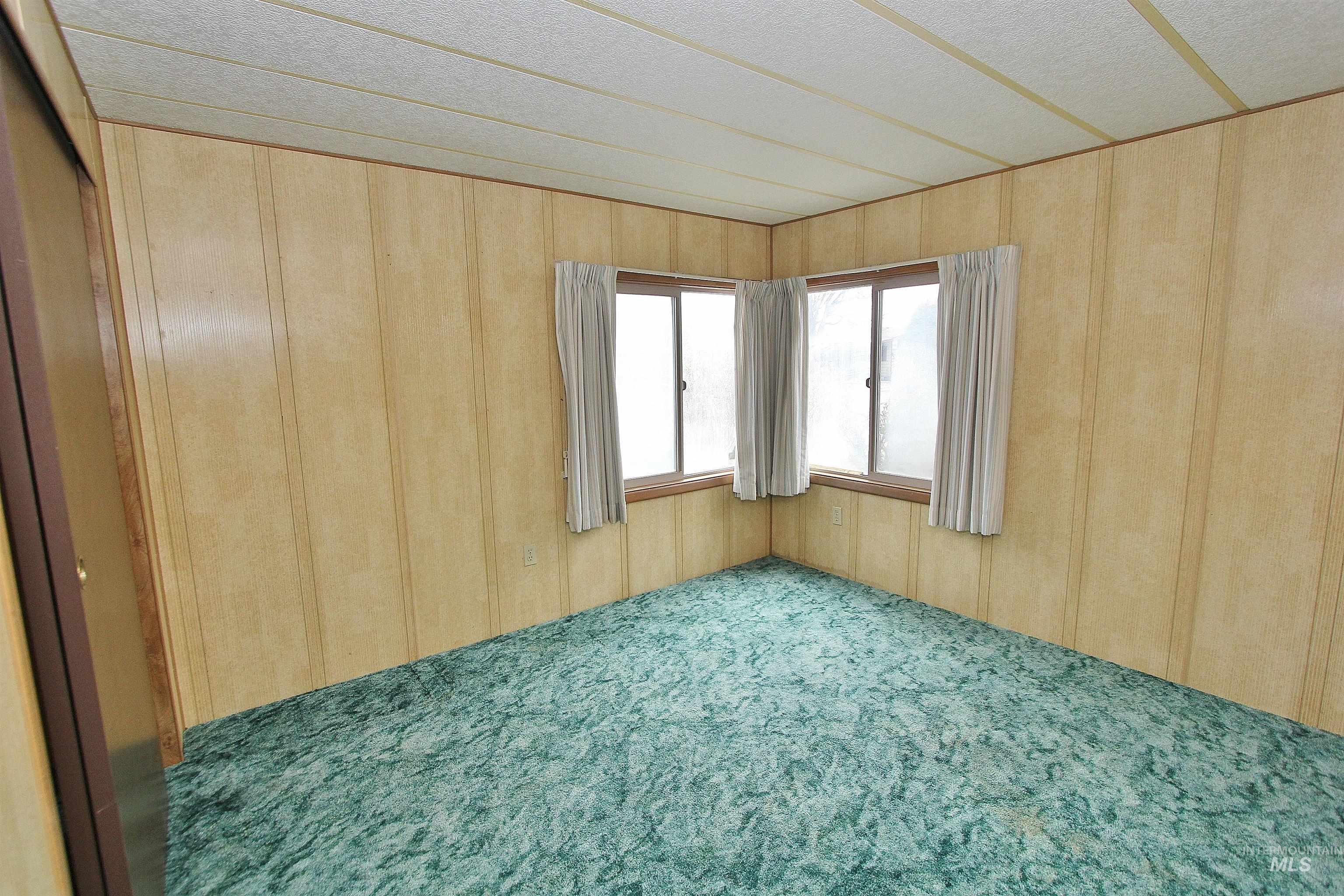 3467 N Dalton Ln, Boise, Idaho 83704, 3 Bedrooms, 2 Bathrooms, Residential For Sale, Price $145,000, 98976308