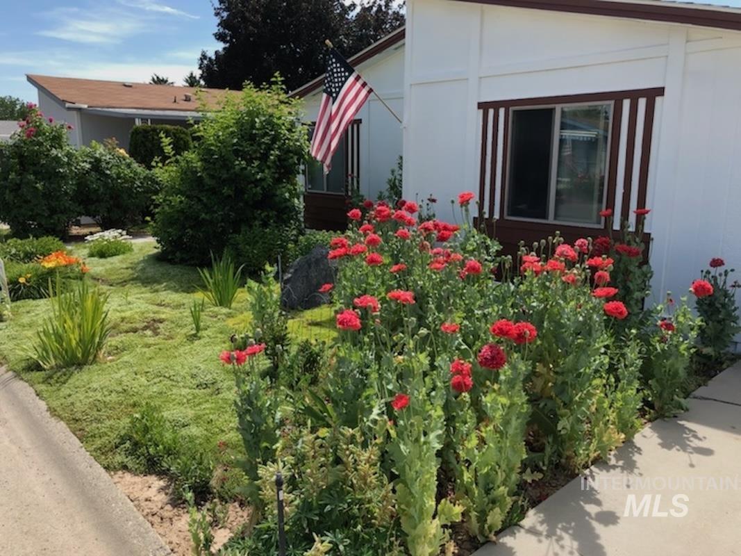 3467 N Dalton Ln, Boise, Idaho 83704, 3 Bedrooms, 2 Bathrooms, Residential For Sale, Price $145,000, 98976308