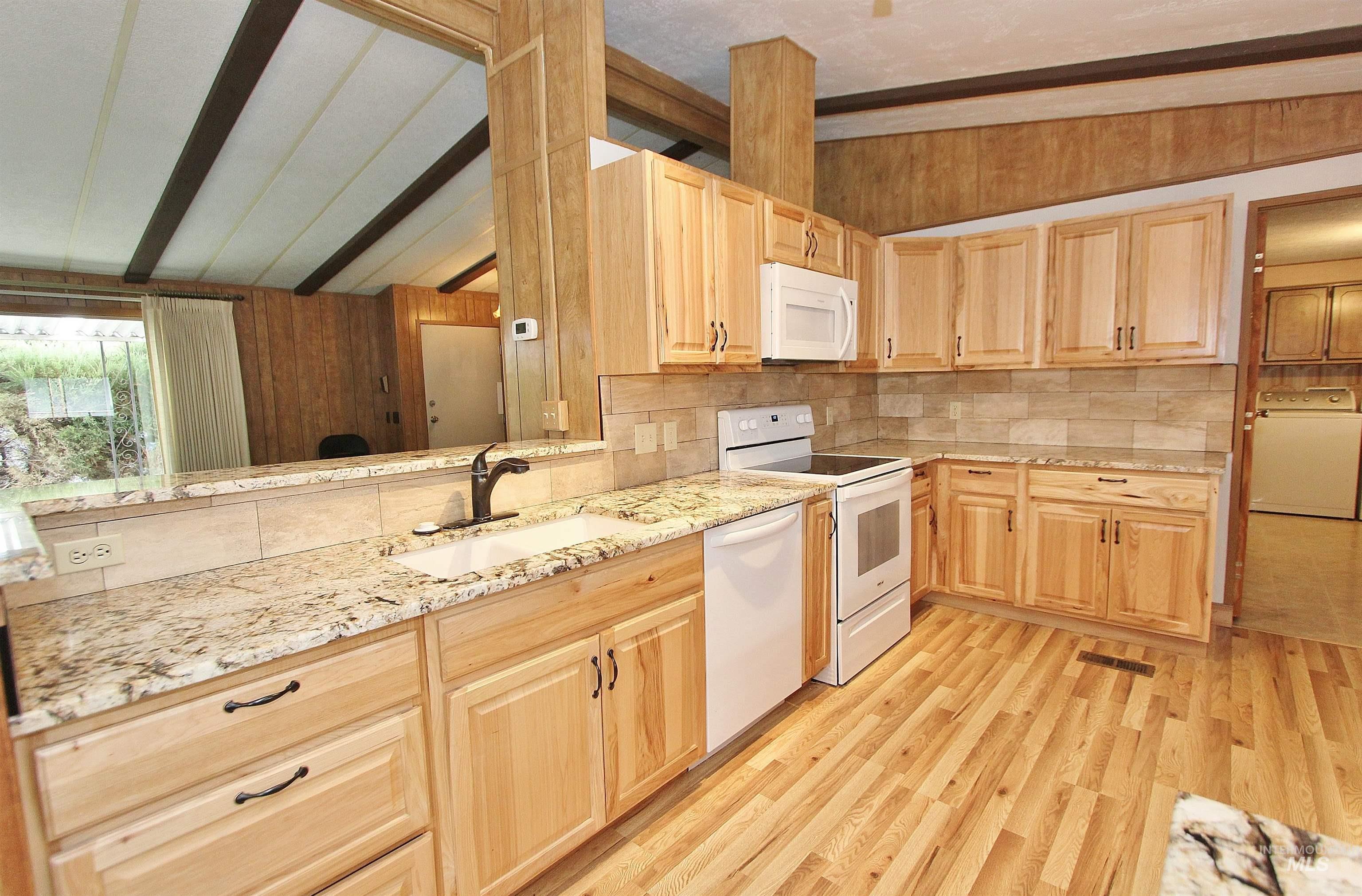 3467 N Dalton Ln, Boise, Idaho 83704, 3 Bedrooms, 2 Bathrooms, Residential For Sale, Price $145,000, 98976308