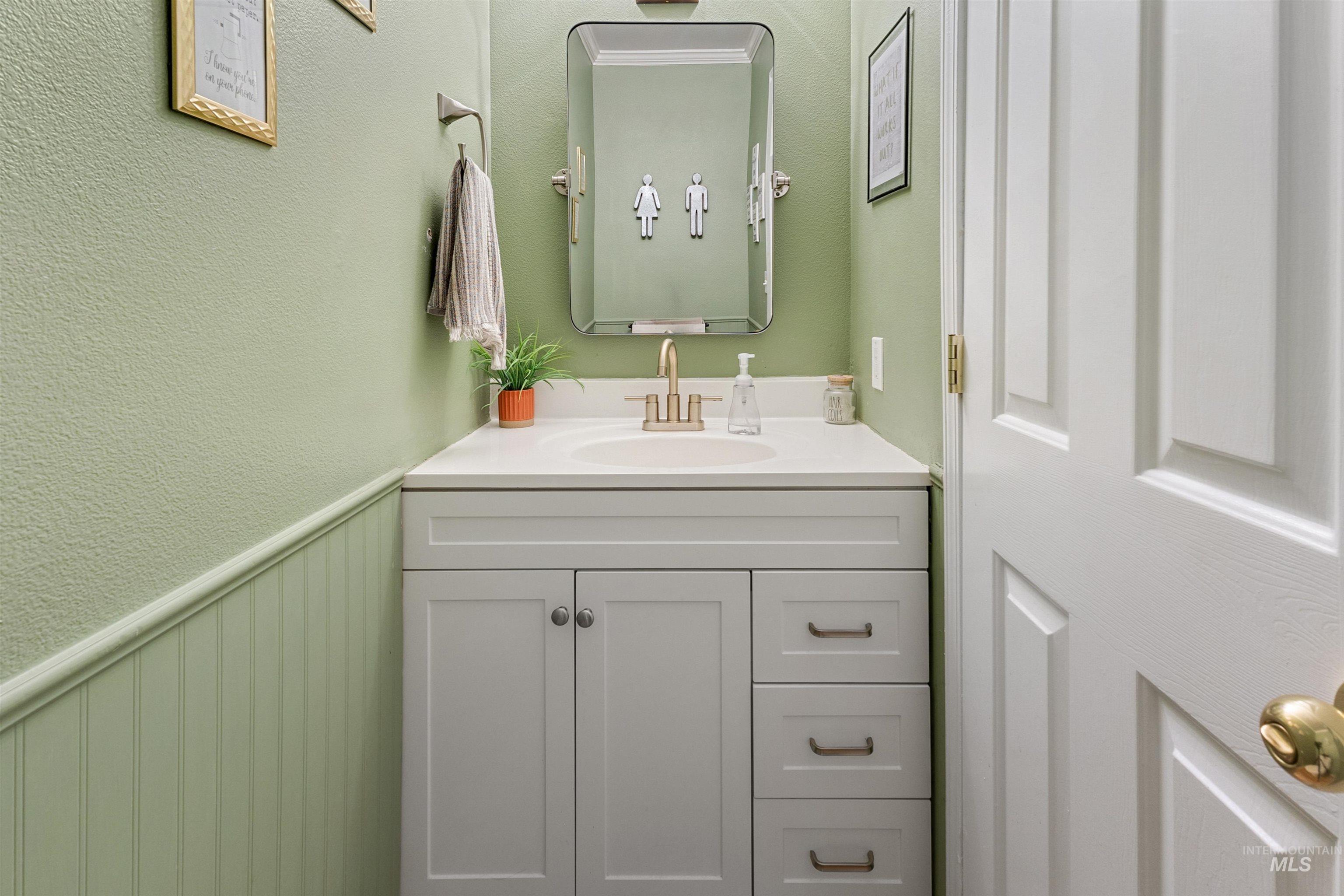 2217 E Kara Anne Ave, Nampa, Idaho 83686, 3 Bedrooms, 2.5 Bathrooms, Residential For Sale, Price $397,000, 98976310