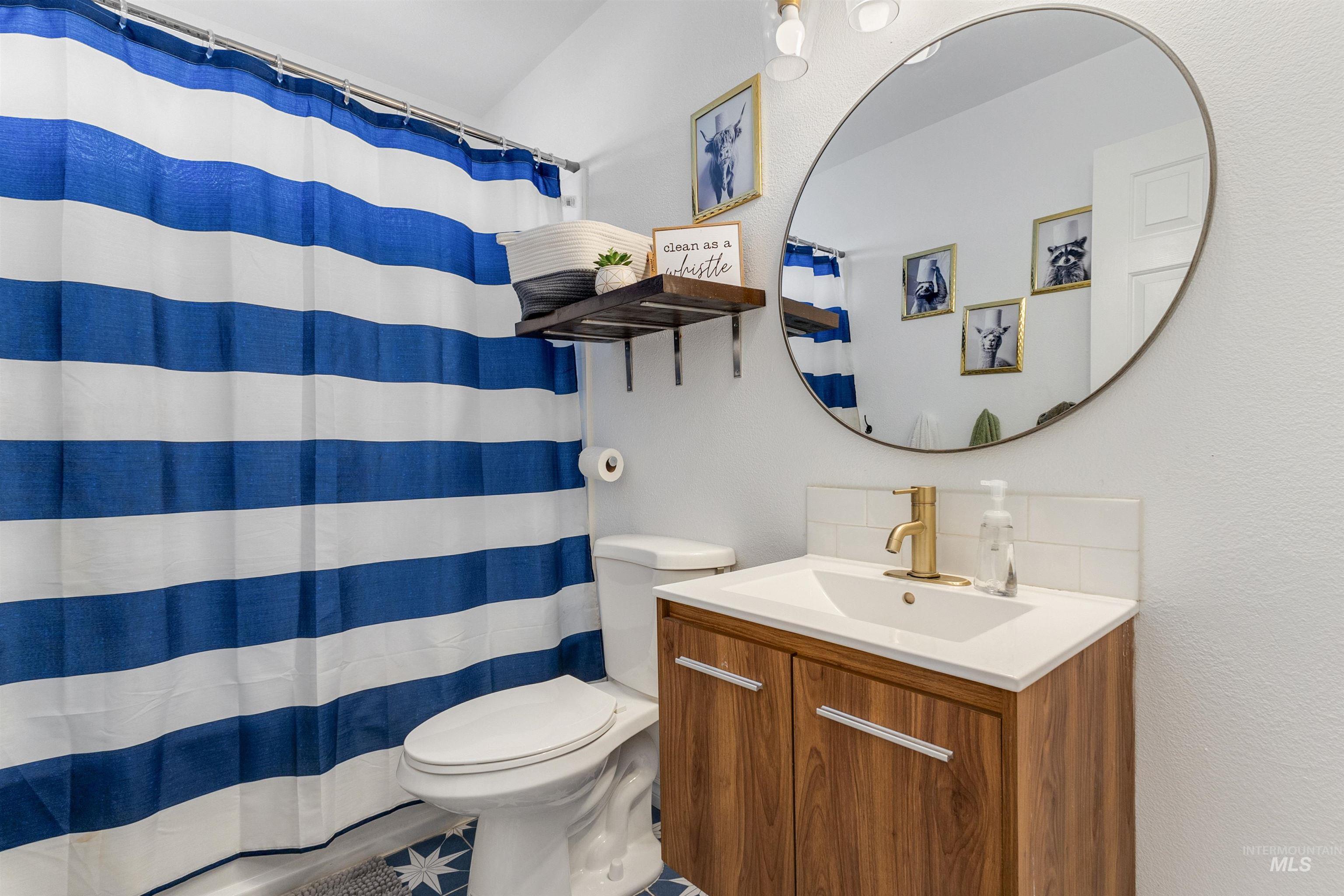 2217 E Kara Anne Ave, Nampa, Idaho 83686, 3 Bedrooms, 2.5 Bathrooms, Residential For Sale, Price $397,000, 98976310